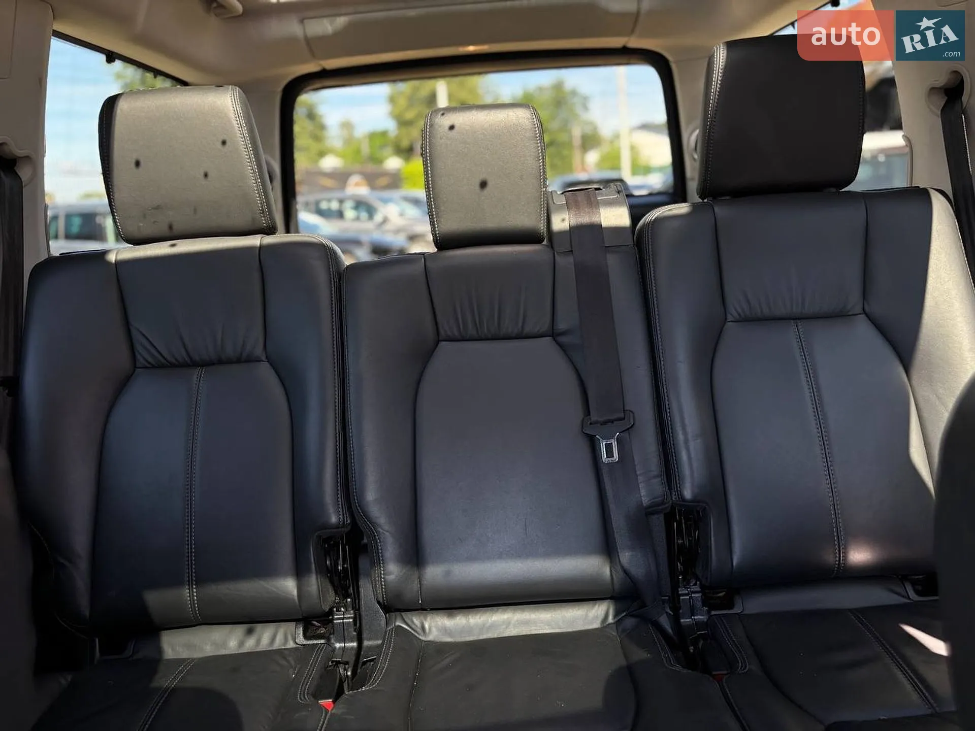 2016 Land Rover Discovery - мініатюра 47
