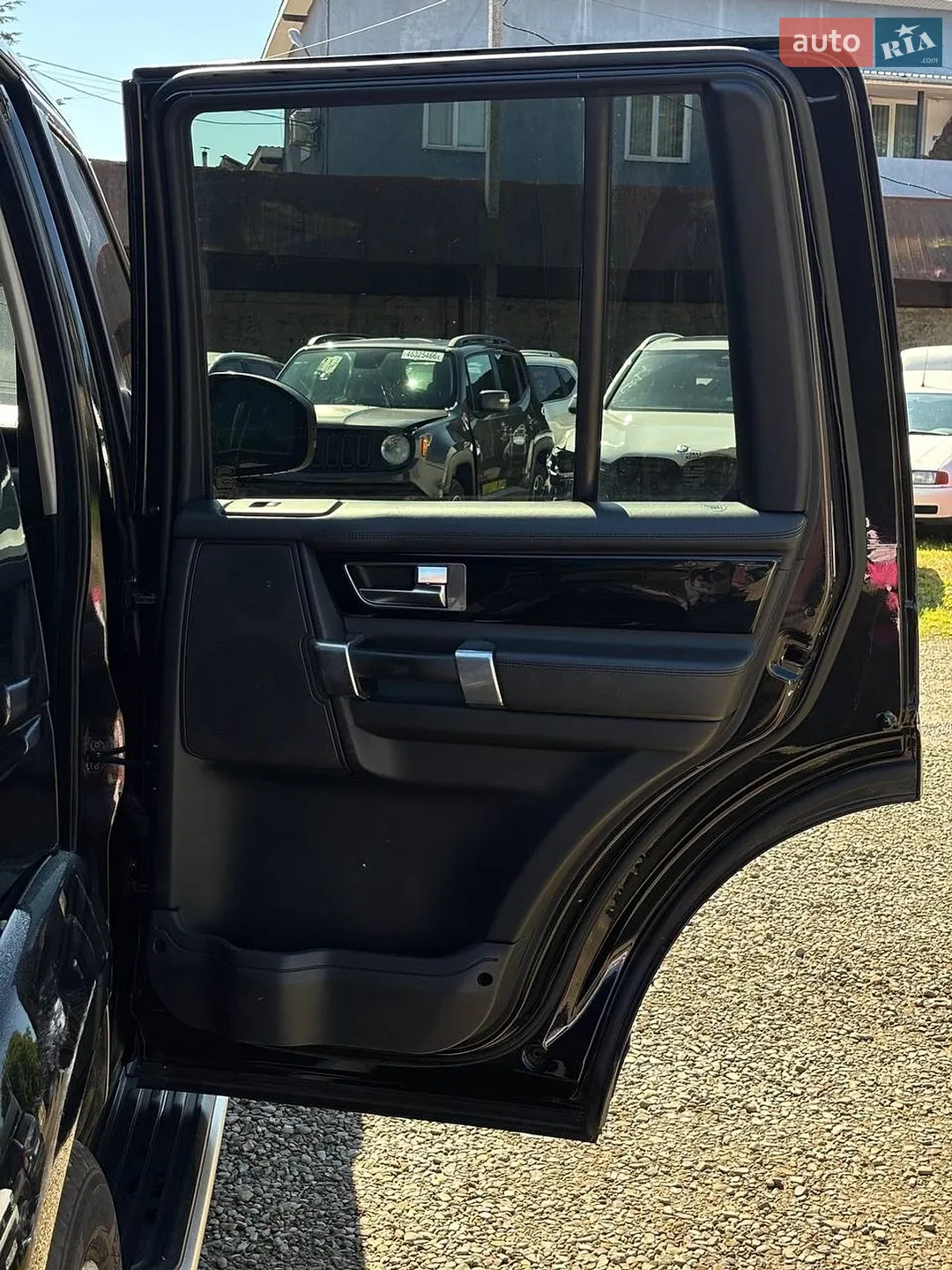 2016 Land Rover Discovery - мініатюра 53