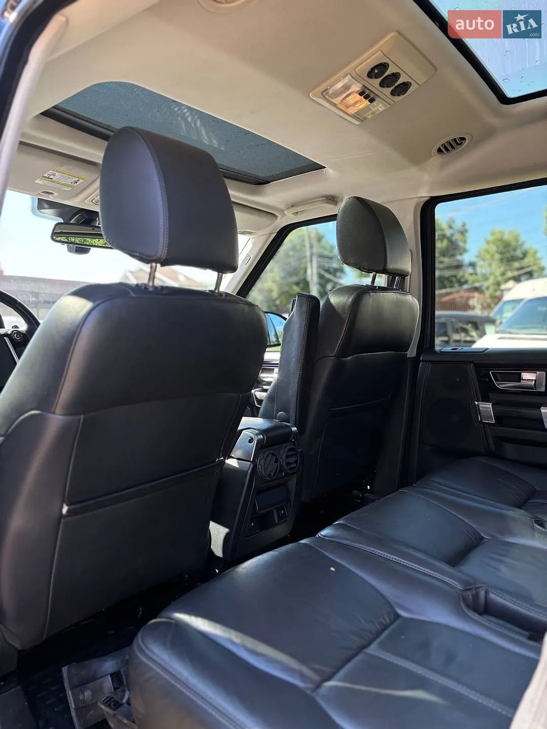 2016 Land Rover Discovery - мініатюра 58