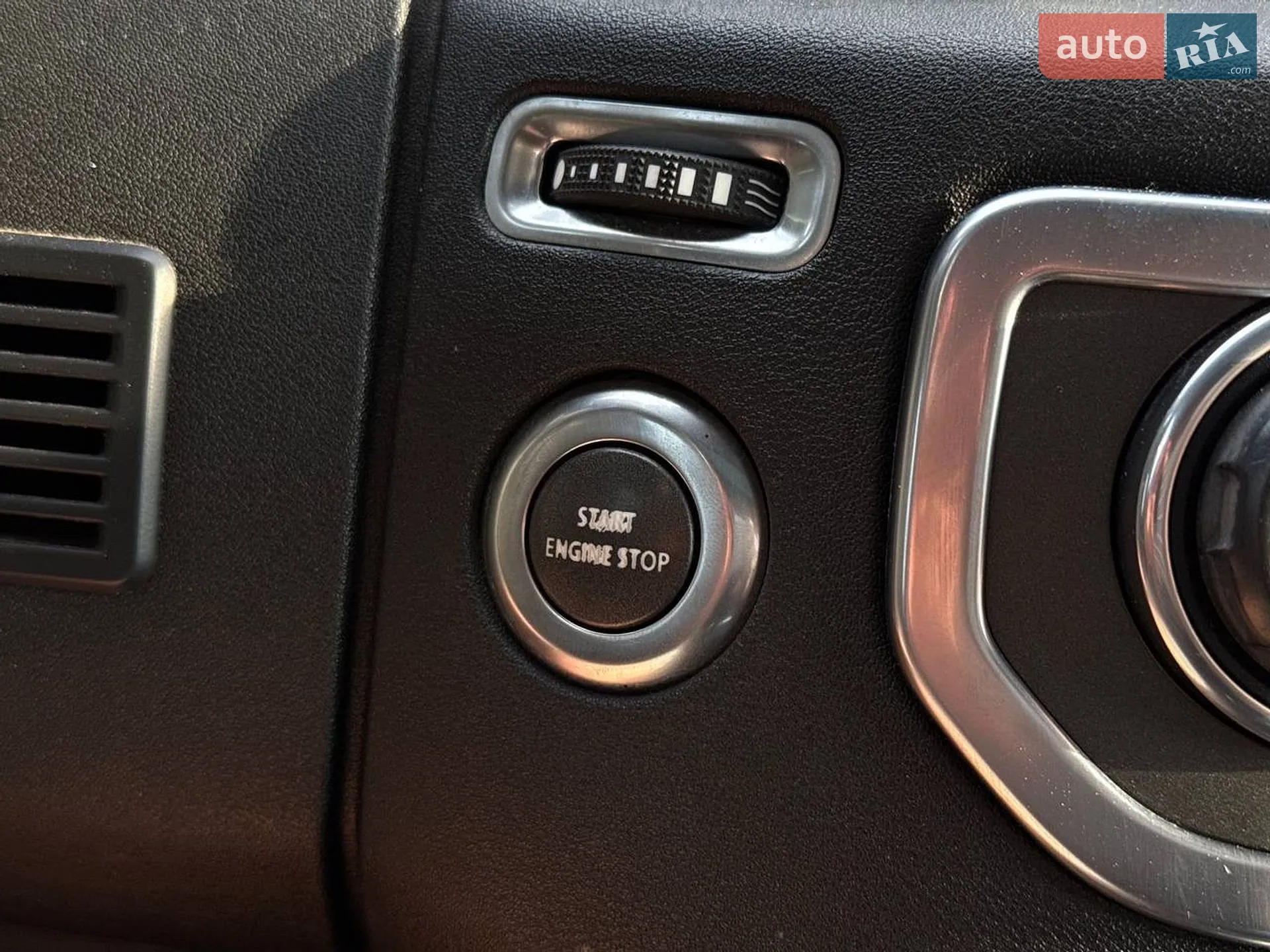 2013 Land Rover Discovery - мініатюра 13