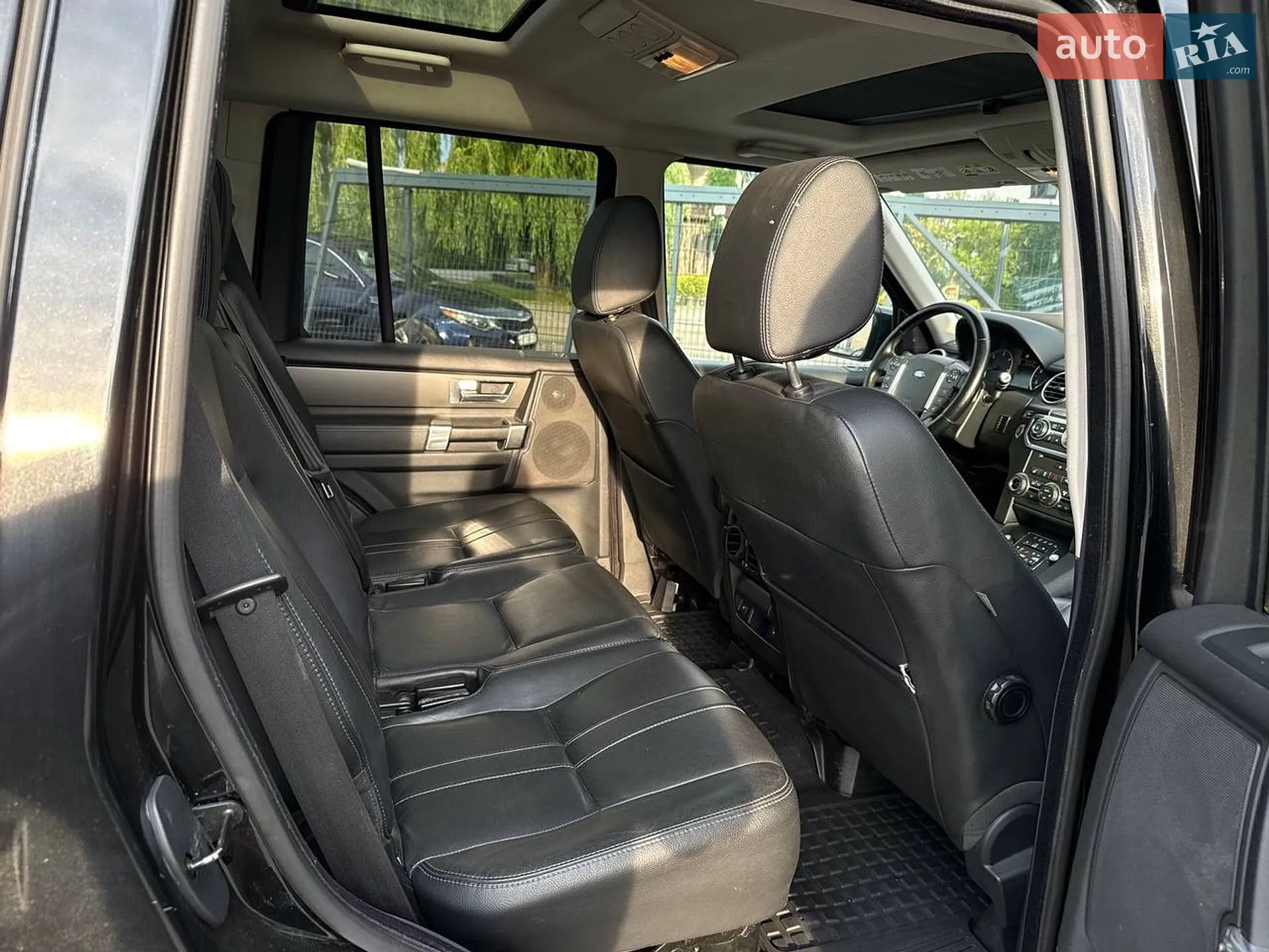 2013 Land Rover Discovery - мініатюра 18