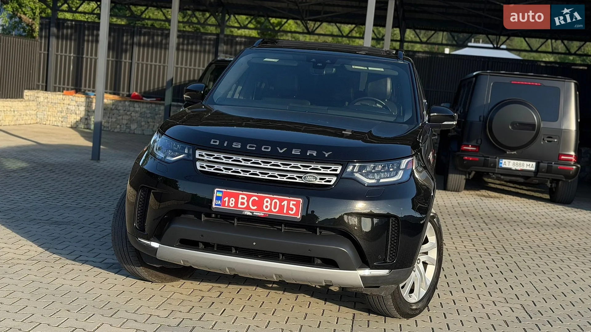 2017 Land Rover Discovery - мініатюра 10