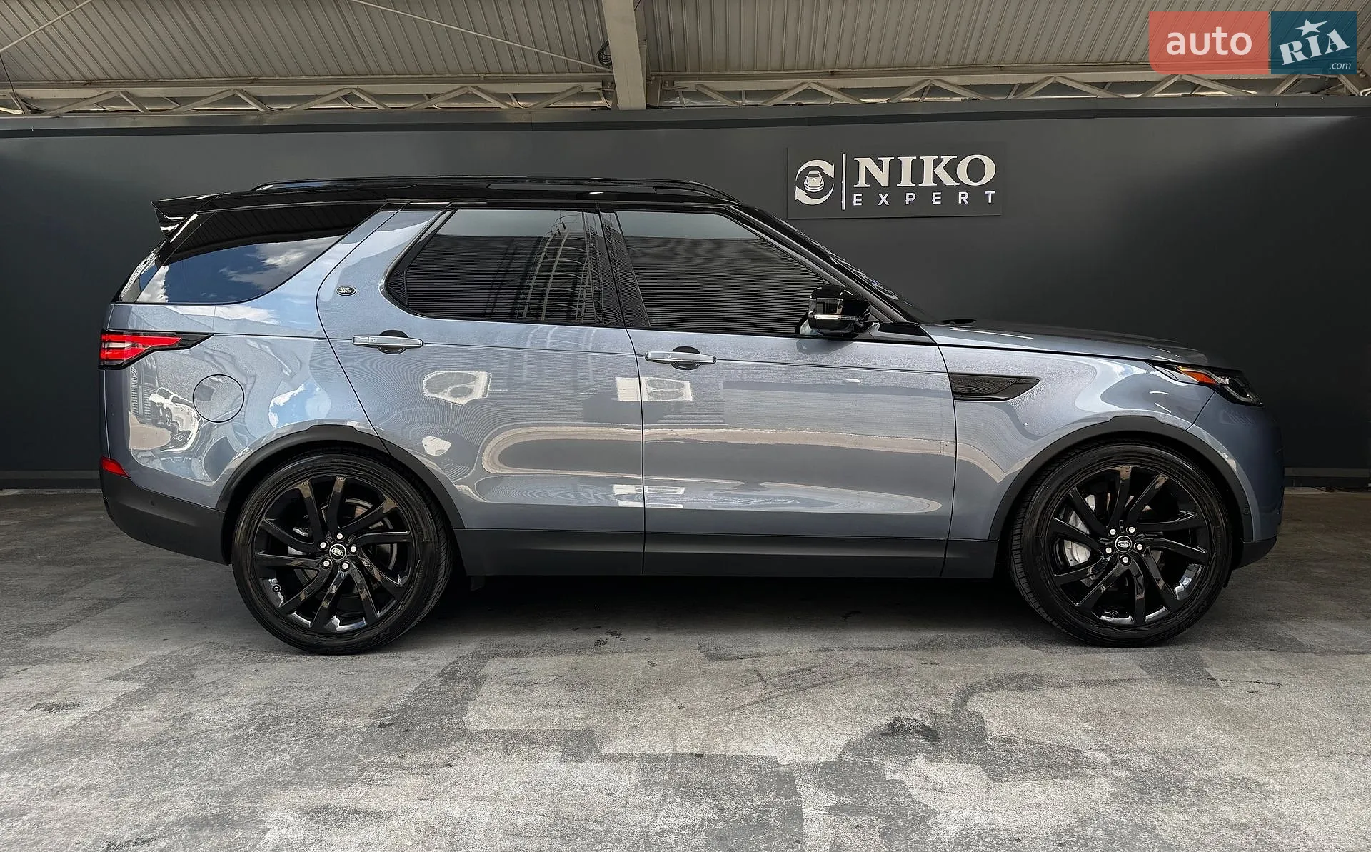 2019 Land Rover Discovery - мініатюра 16