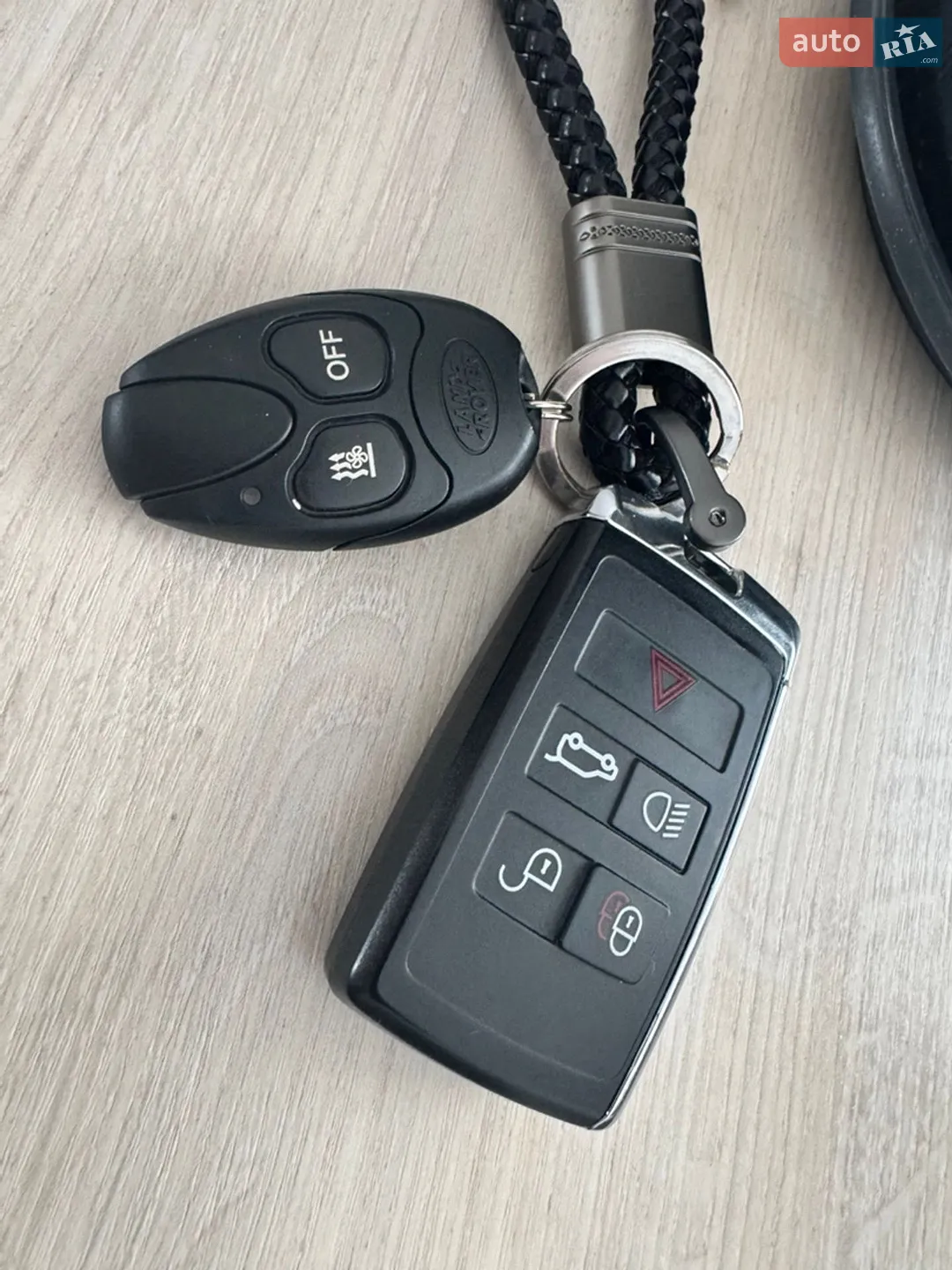 2019 Land Rover Discovery - мініатюра 8