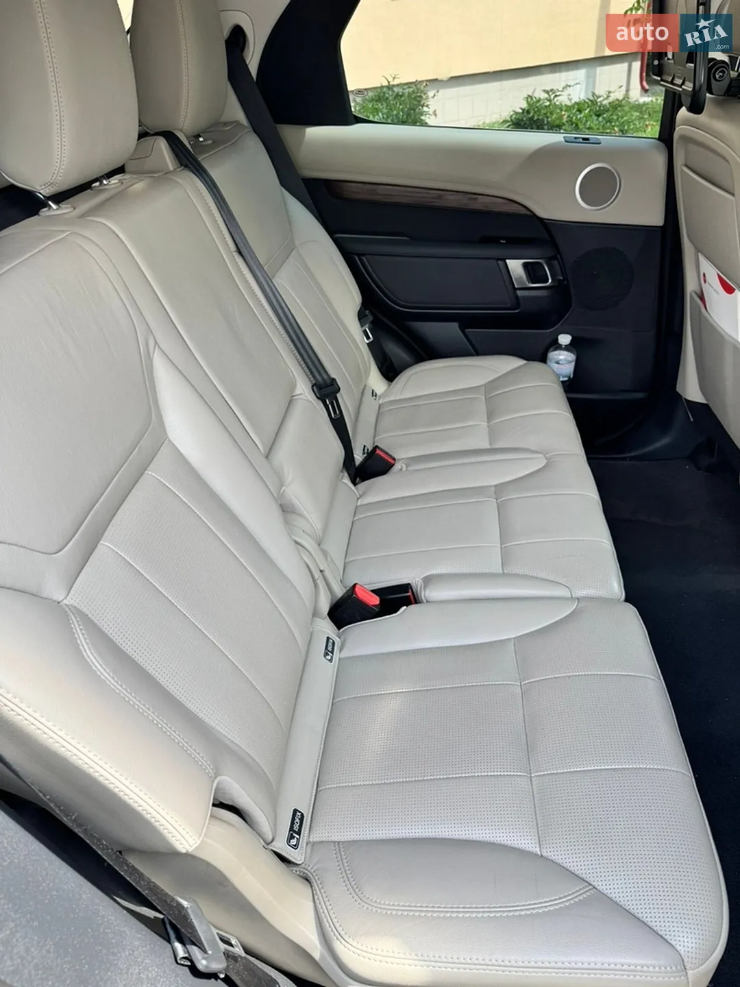 2019 Land Rover Discovery - мініатюра 18