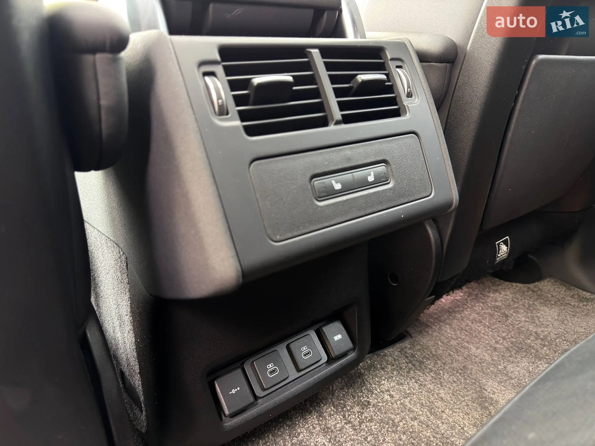 2021 Land Rover Discovery - мініатюра 39