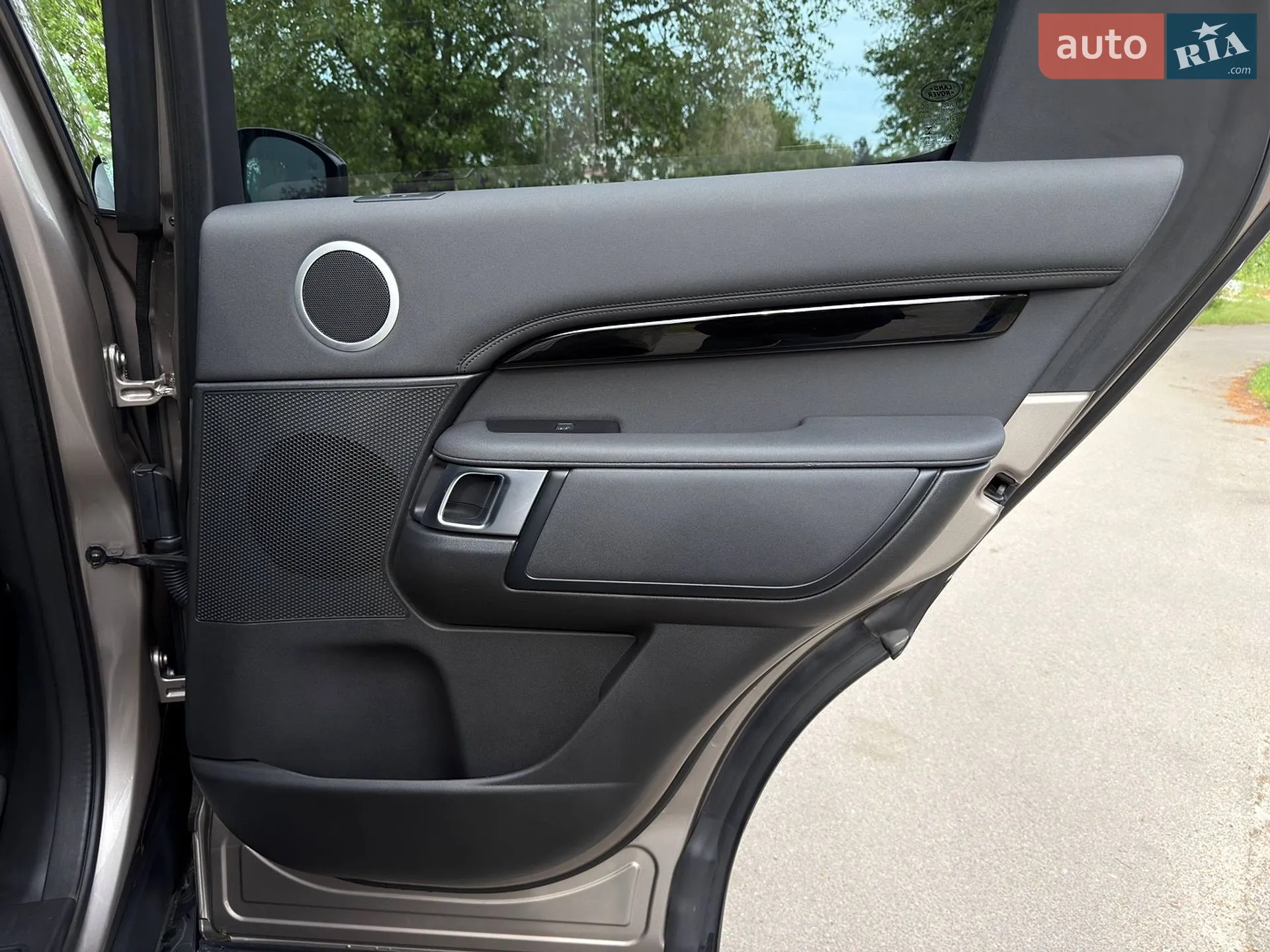 2021 Land Rover Discovery - мініатюра 42
