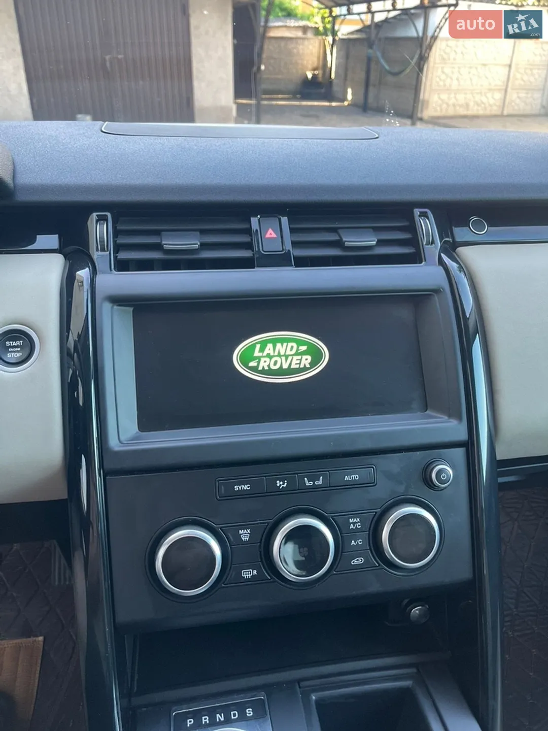 2020 Land Rover Discovery - мініатюра 10