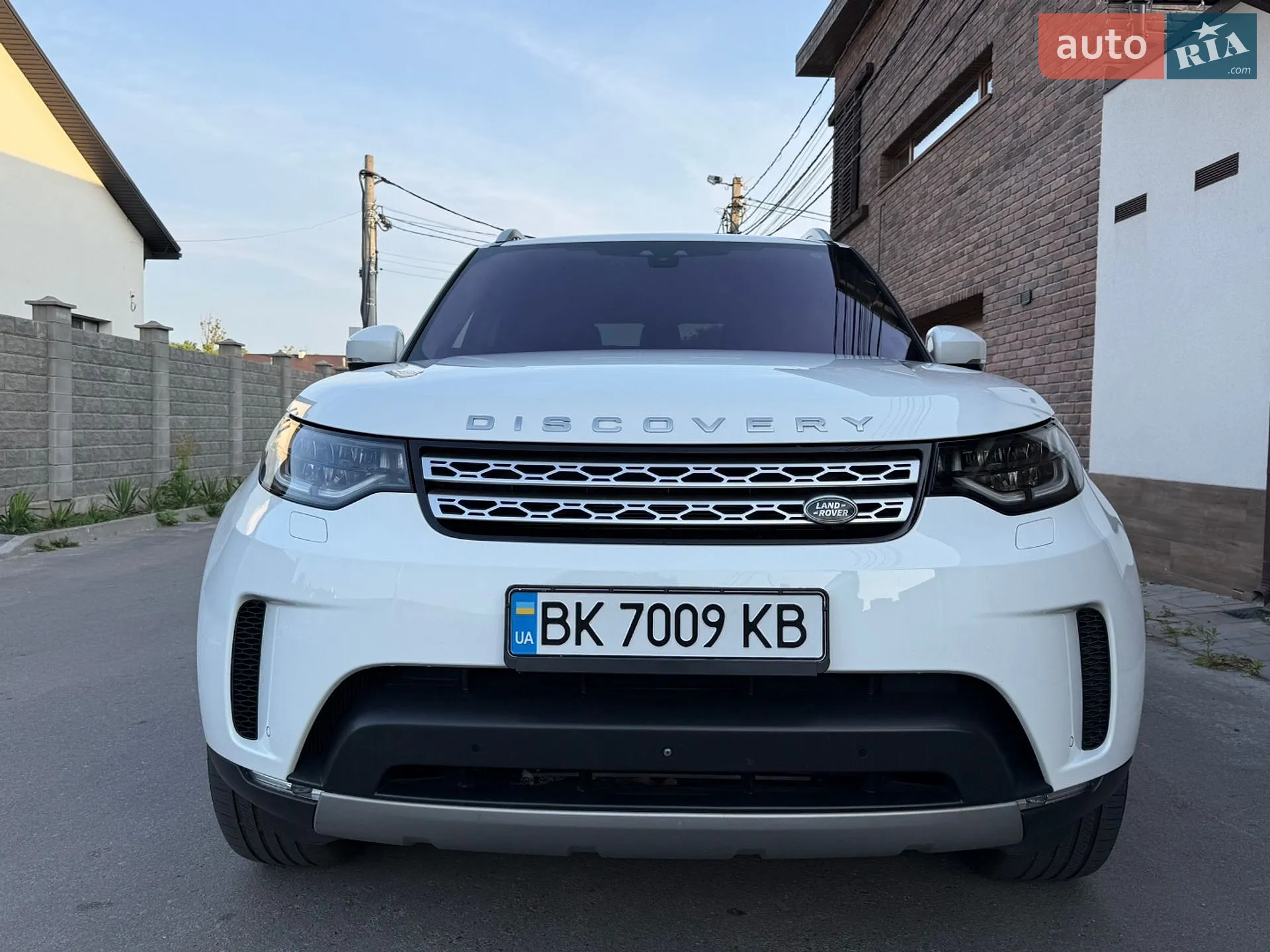 2018 Land Rover Discovery - мініатюра 39