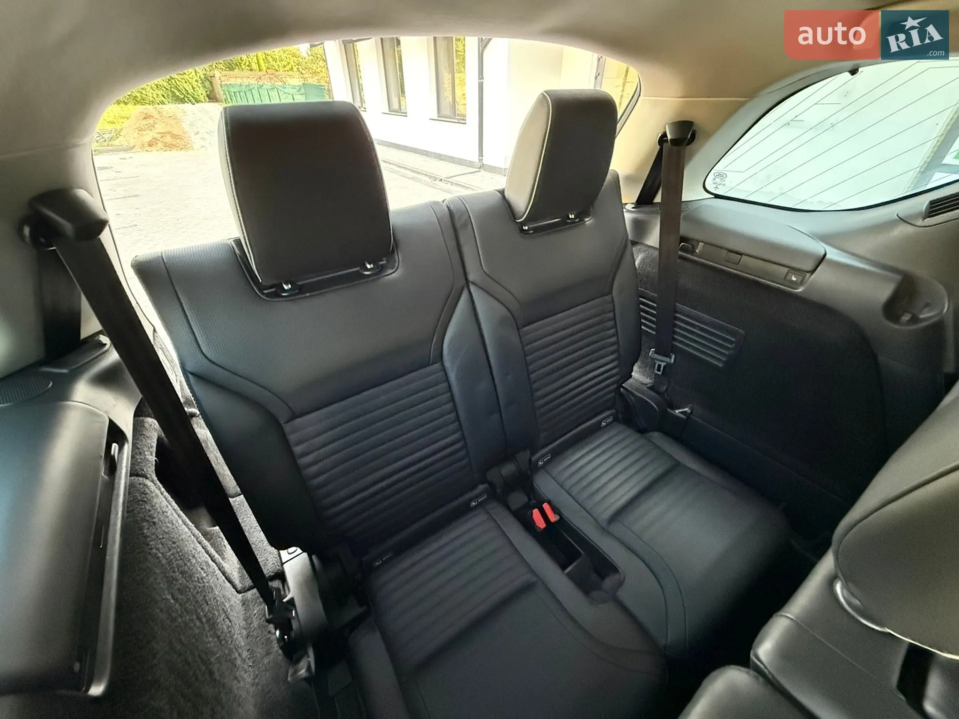 2018 Land Rover Discovery - мініатюра 53