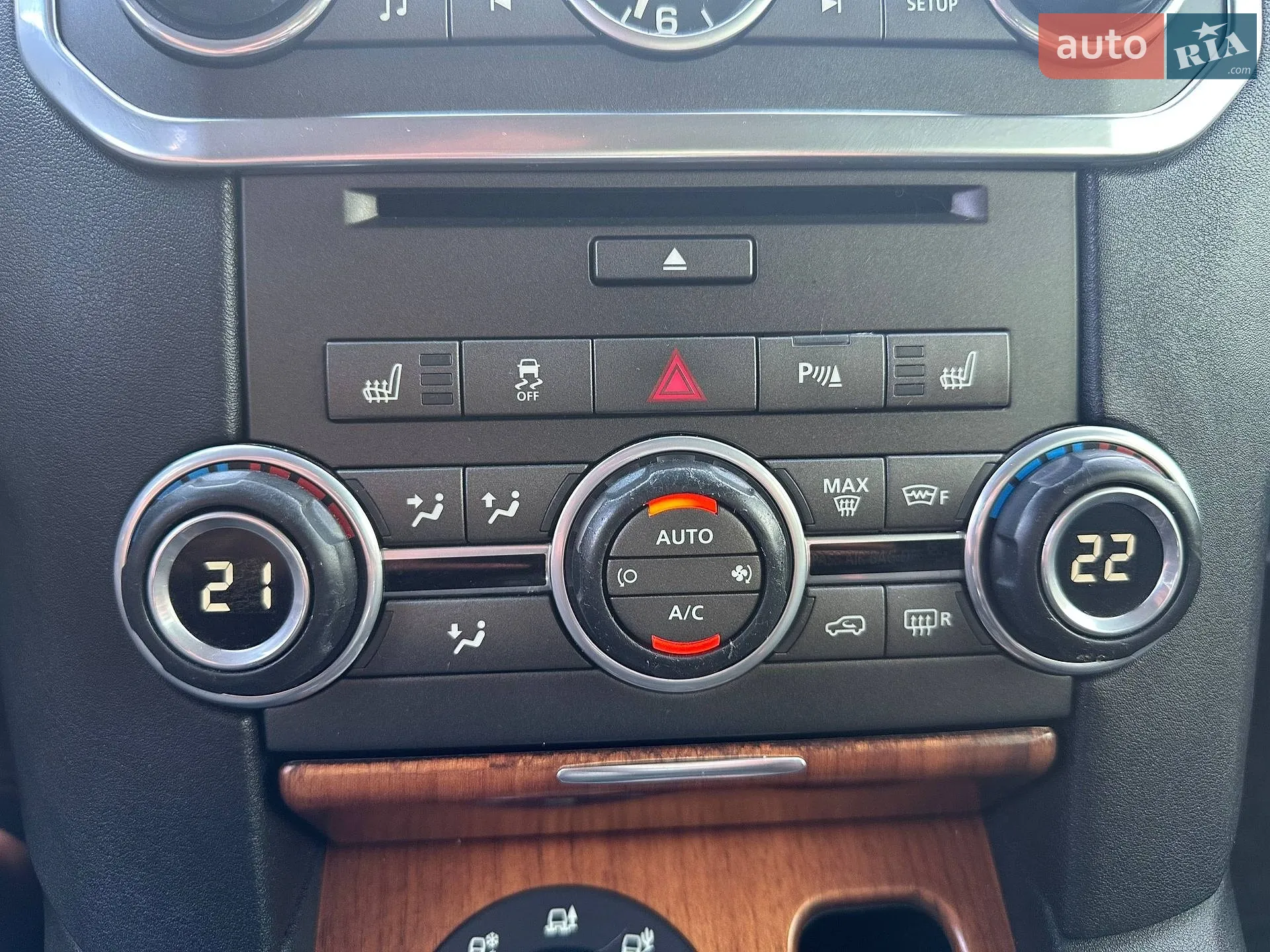 2011 Land Rover Discovery - мініатюра 18