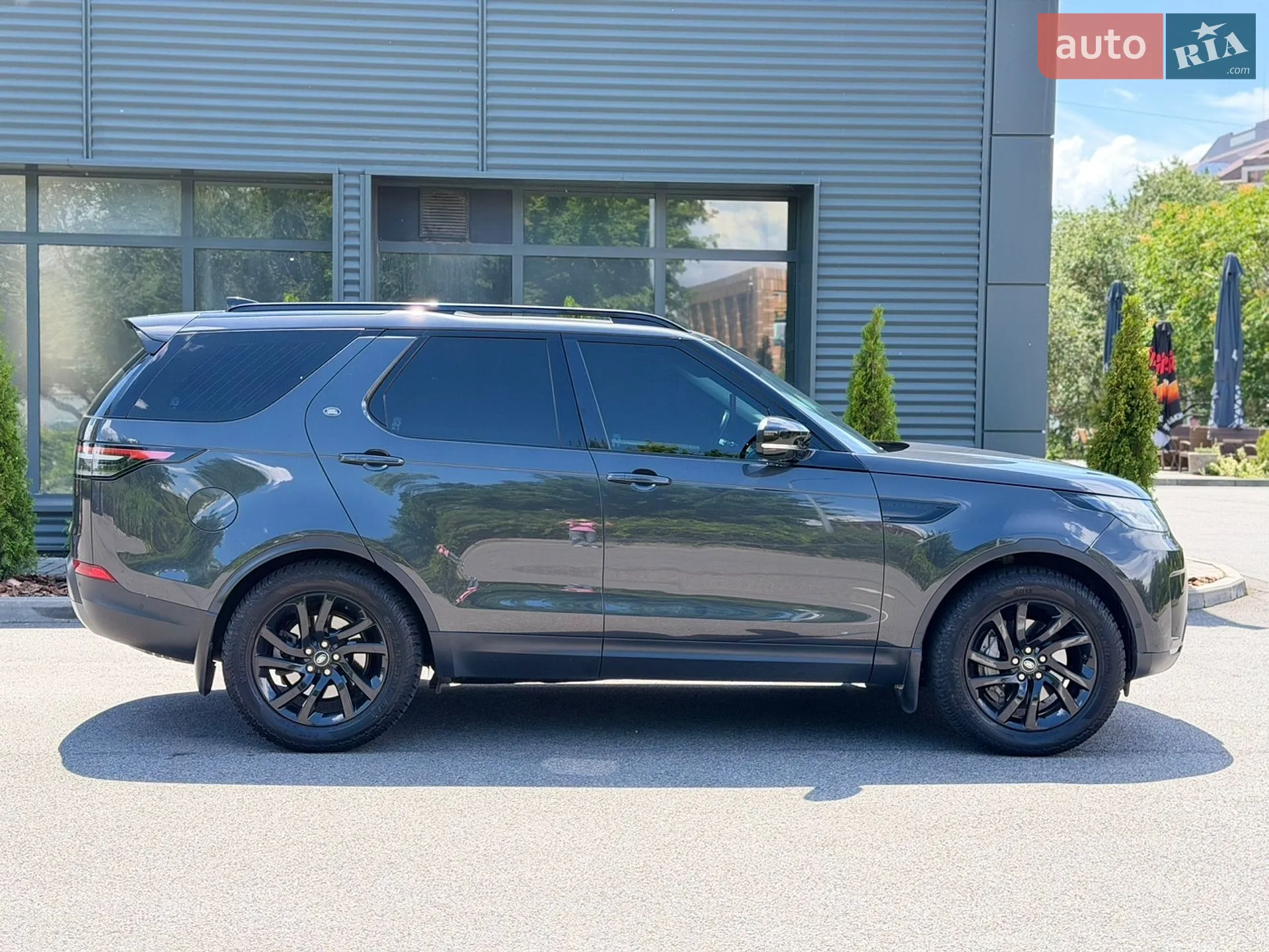 2020 Land Rover Discovery - мініатюра 12
