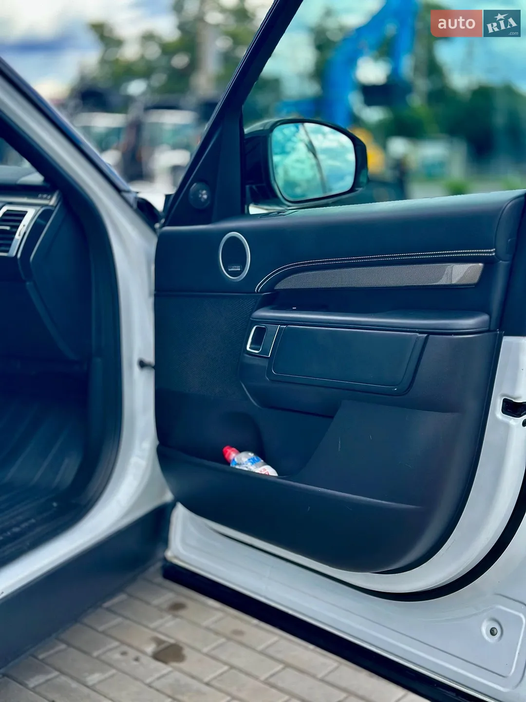 2018 Land Rover Discovery - мініатюра 42
