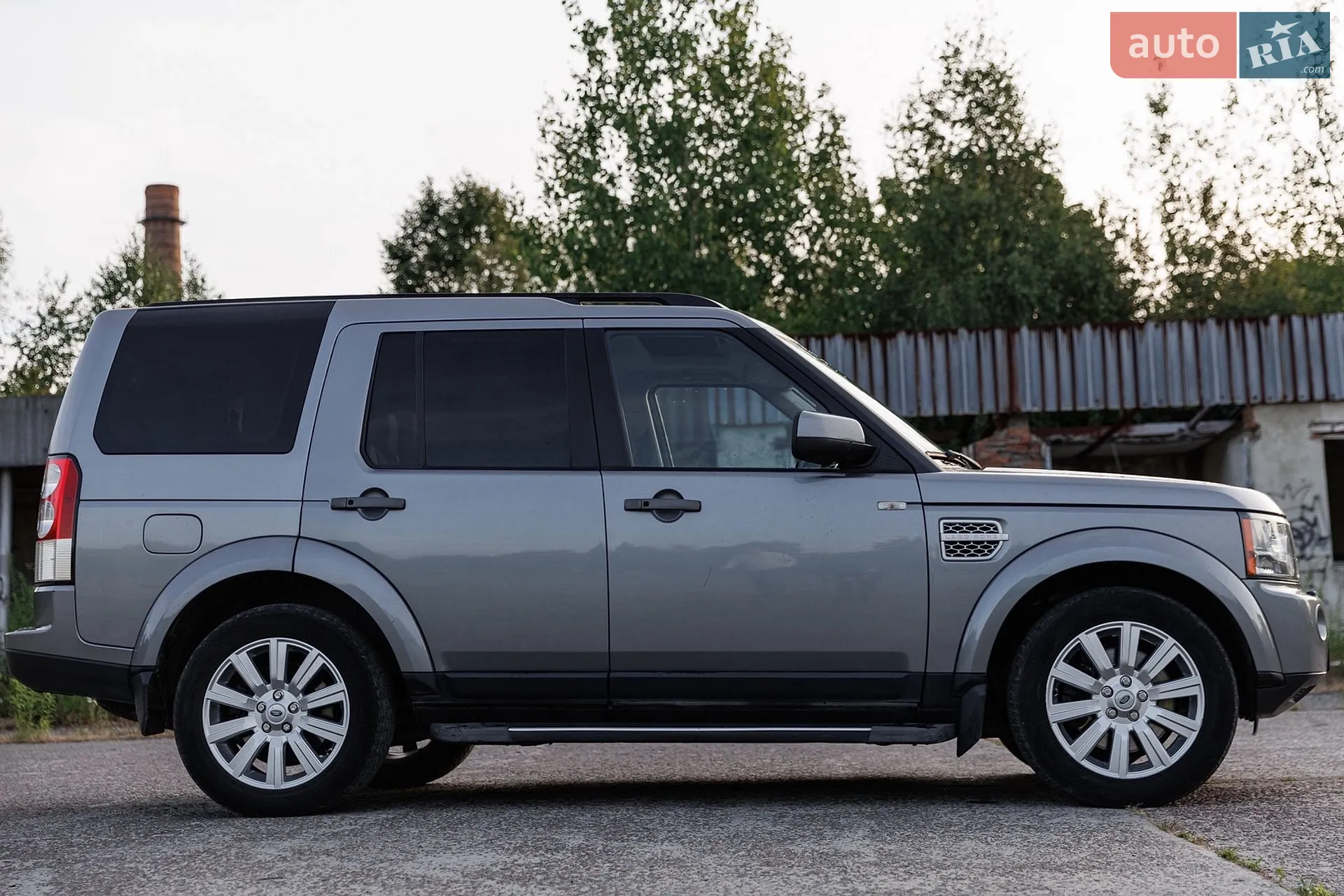 2012 Land Rover Discovery - мініатюра 24