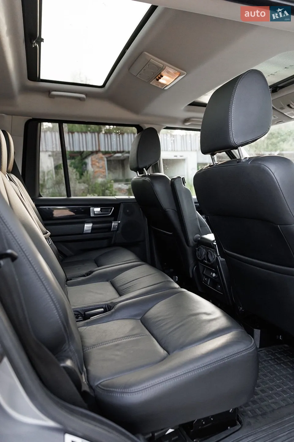 2012 Land Rover Discovery - мініатюра 34