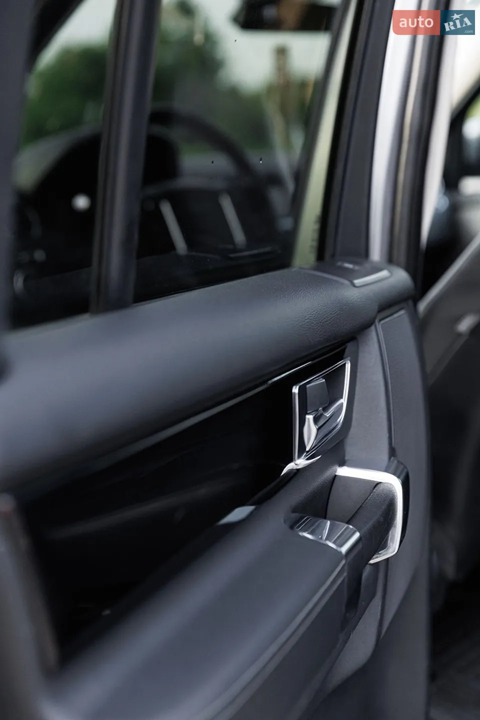 2012 Land Rover Discovery - мініатюра 38