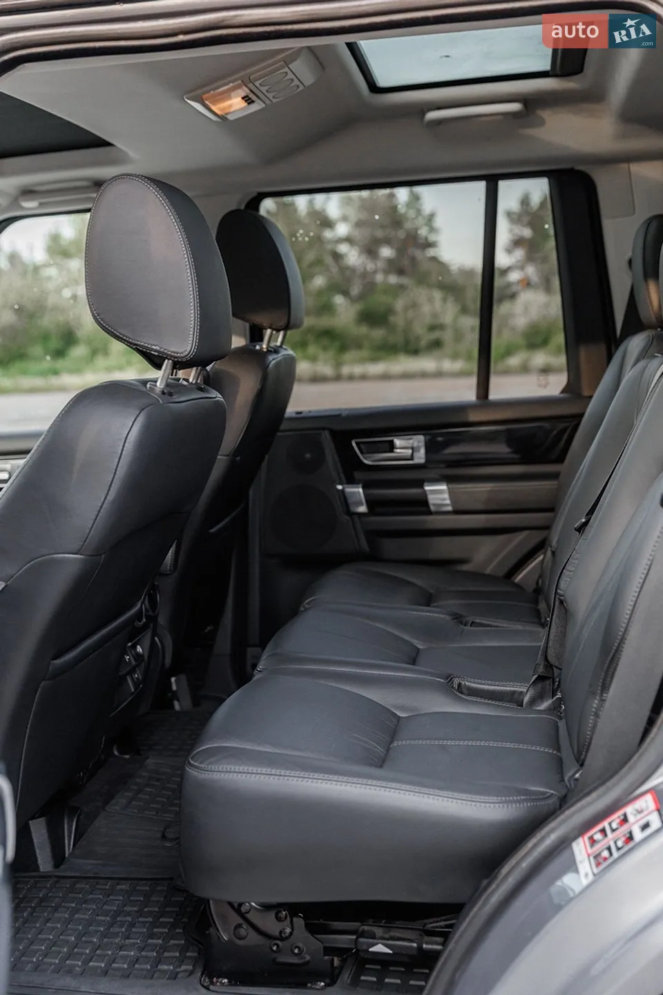 2012 Land Rover Discovery - мініатюра 39