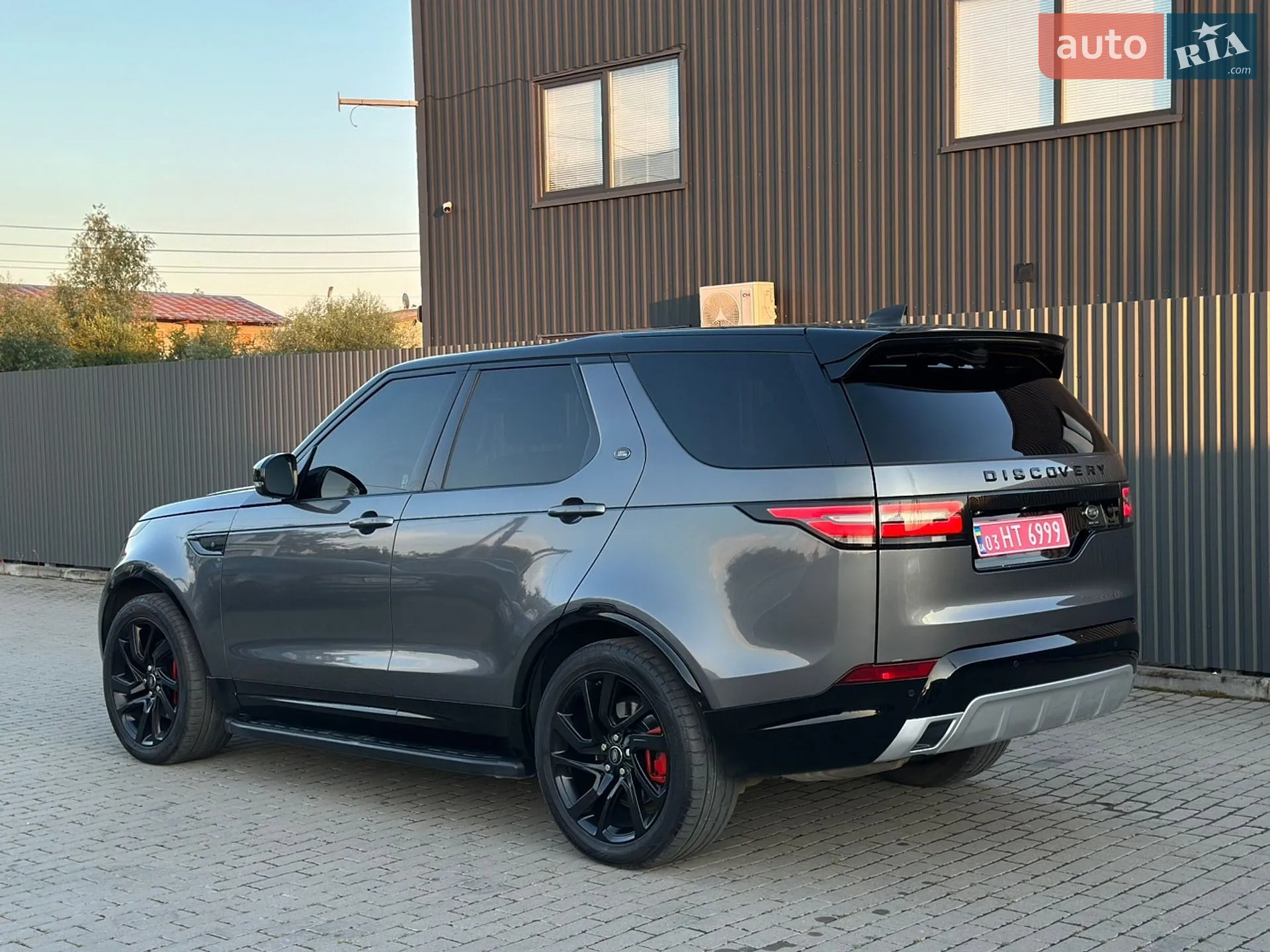 2017 Land Rover Discovery - мініатюра 6