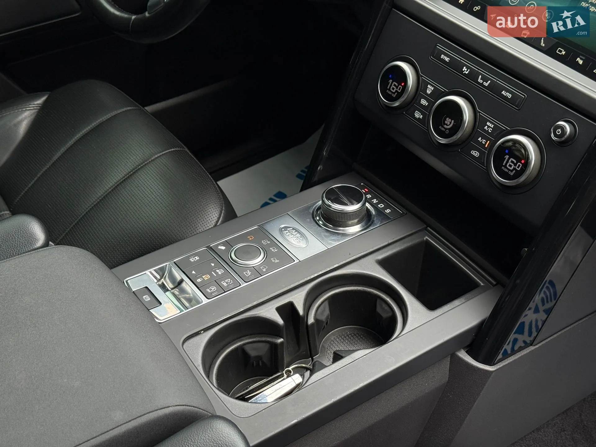2018 Land Rover Discovery - мініатюра 18