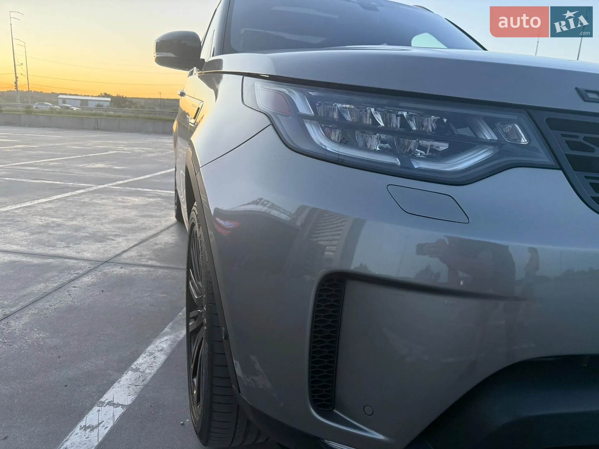 2017 Land Rover Discovery - мініатюра 12