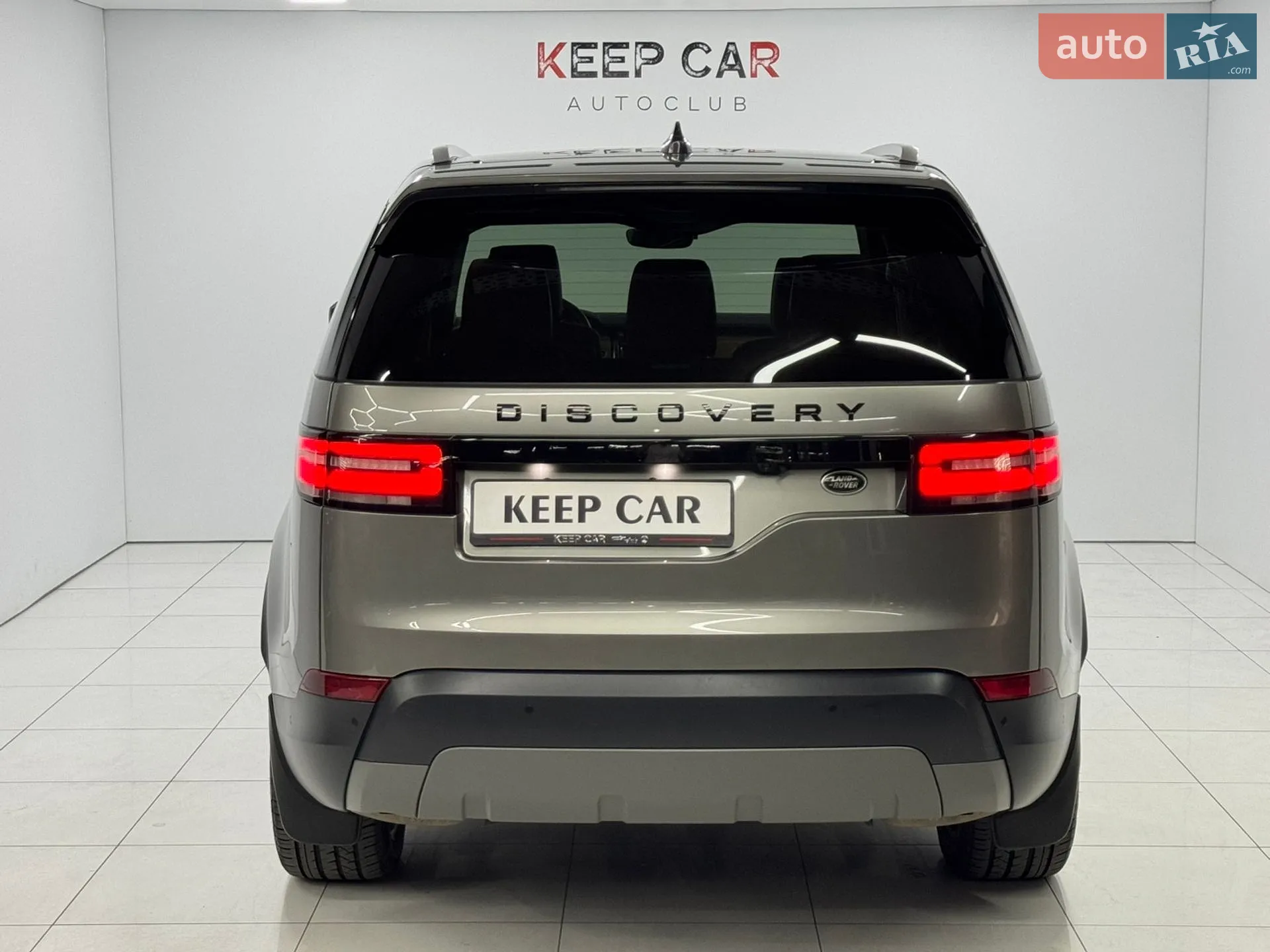 2017 Land Rover Discovery - мініатюра 12