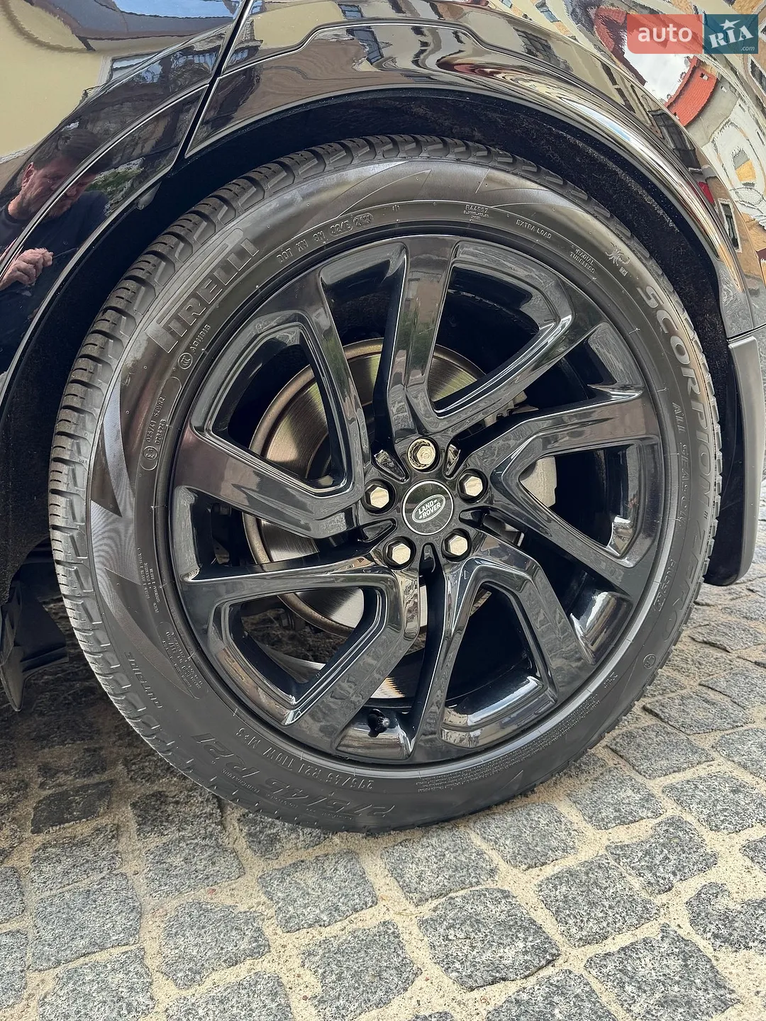 2023 Land Rover Discovery - мініатюра 18