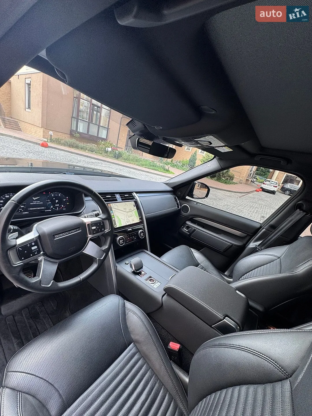 2023 Land Rover Discovery - мініатюра 25