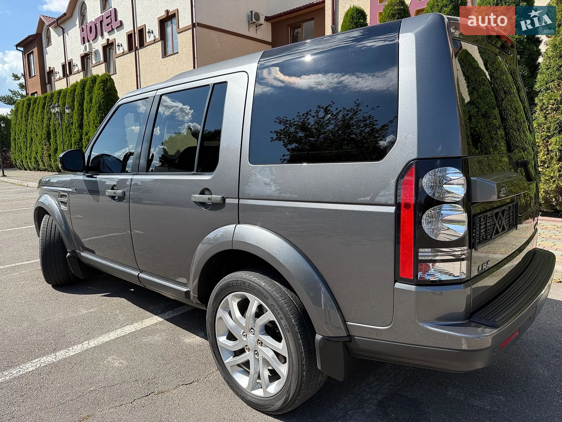 2016 Land Rover Discovery - мініатюра 15