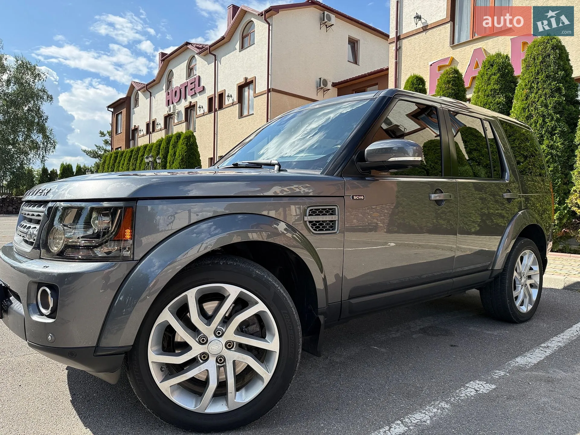 2016 Land Rover Discovery - мініатюра 27