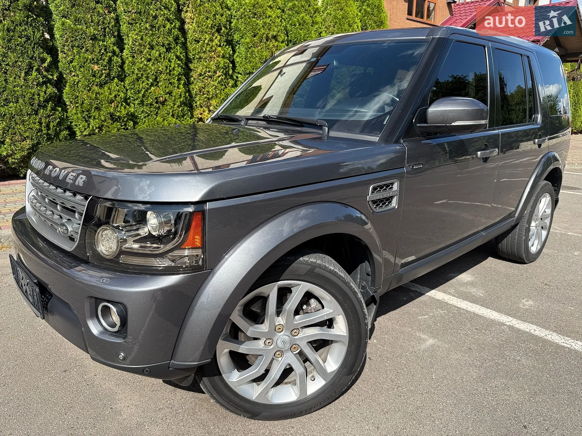 2016 Land Rover Discovery - мініатюра 24