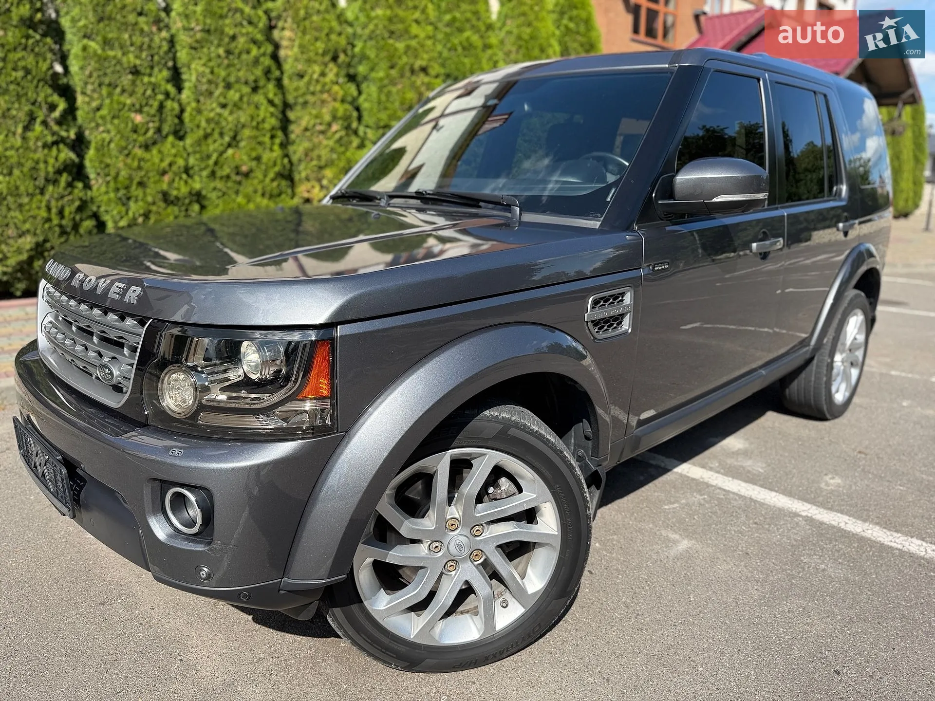 2016 Land Rover Discovery - мініатюра 31