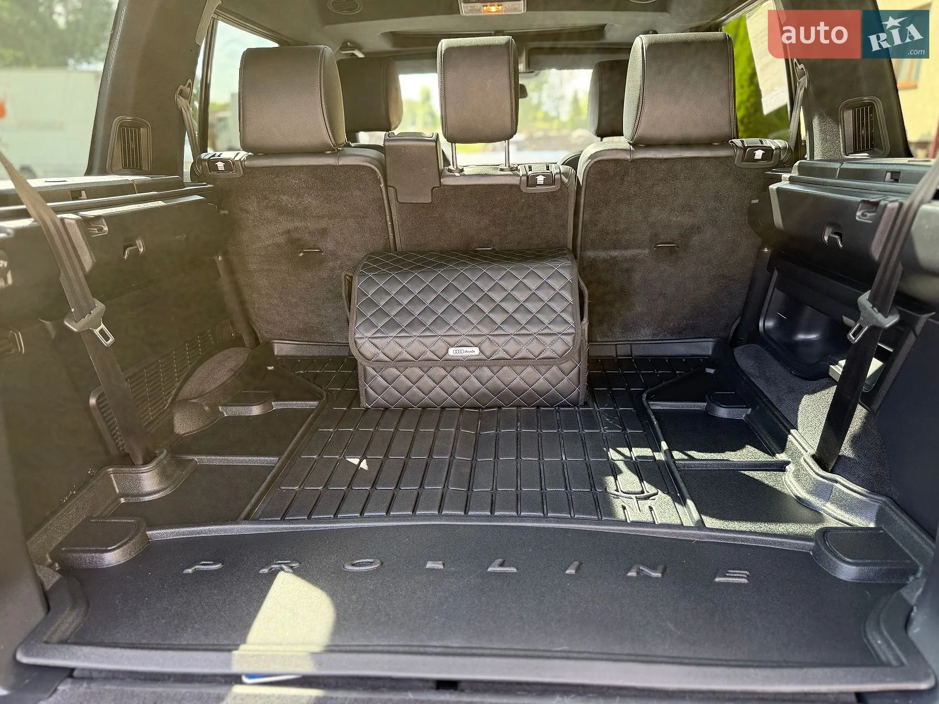 2016 Land Rover Discovery - мініатюра 68