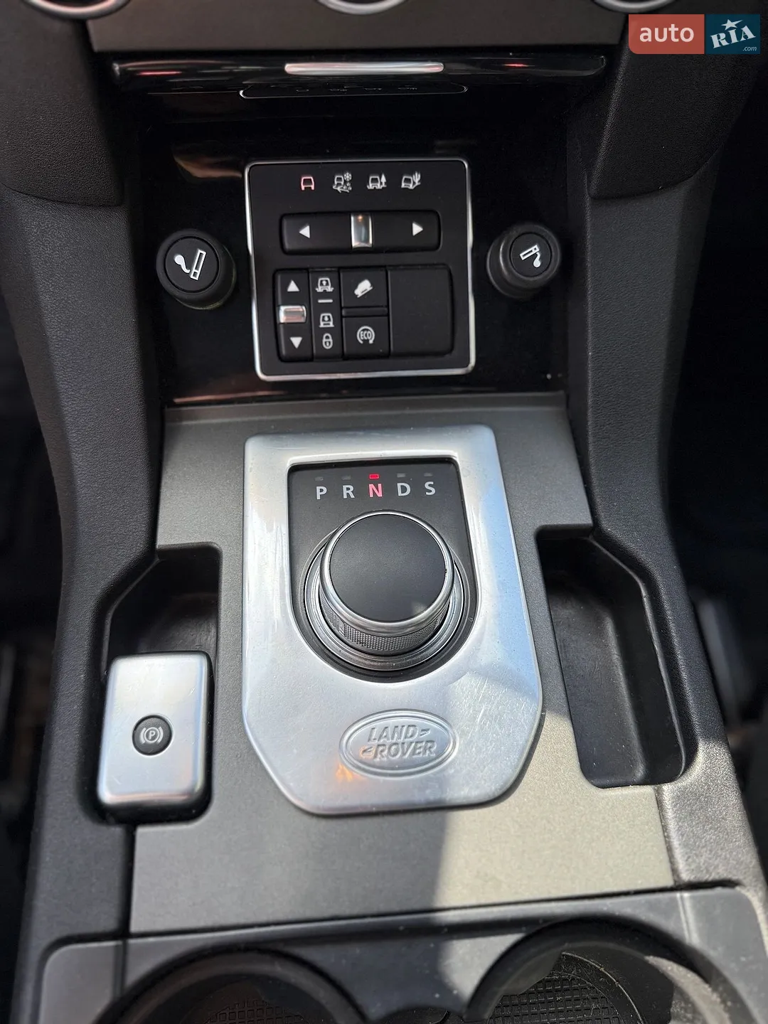 2016 Land Rover Discovery - мініатюра 83