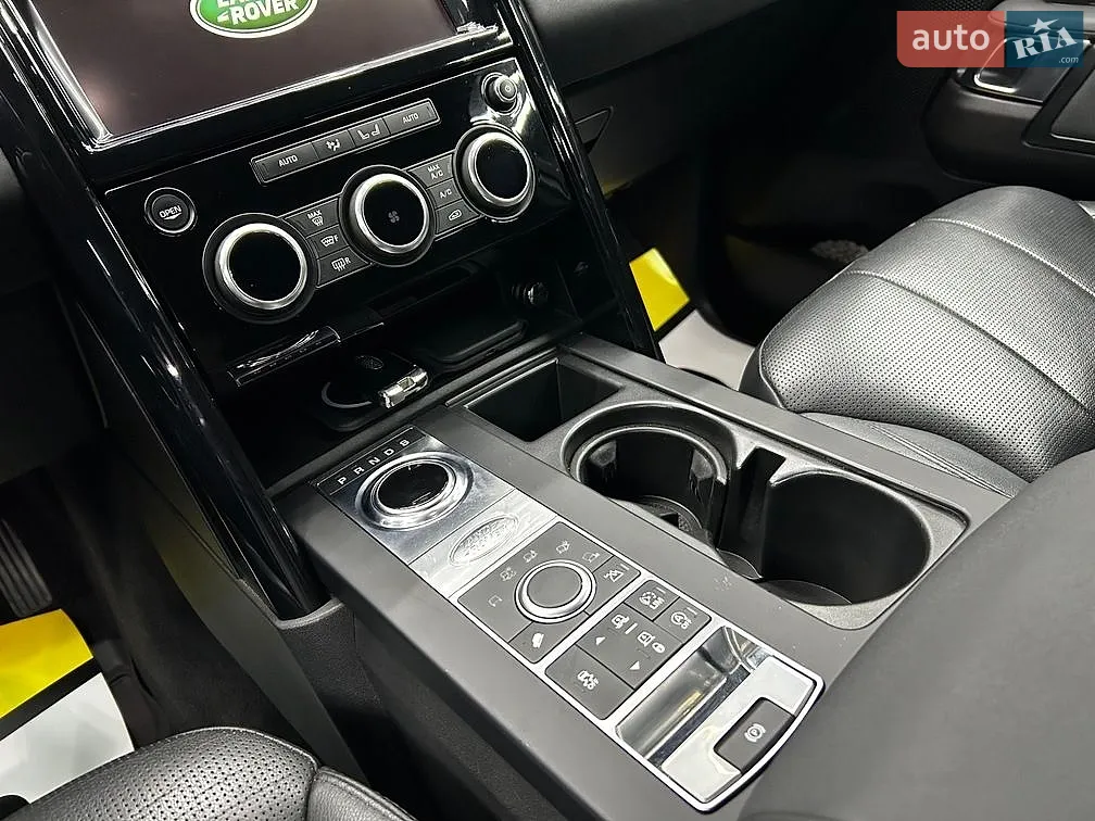 2018 Land Rover Discovery - мініатюра 29