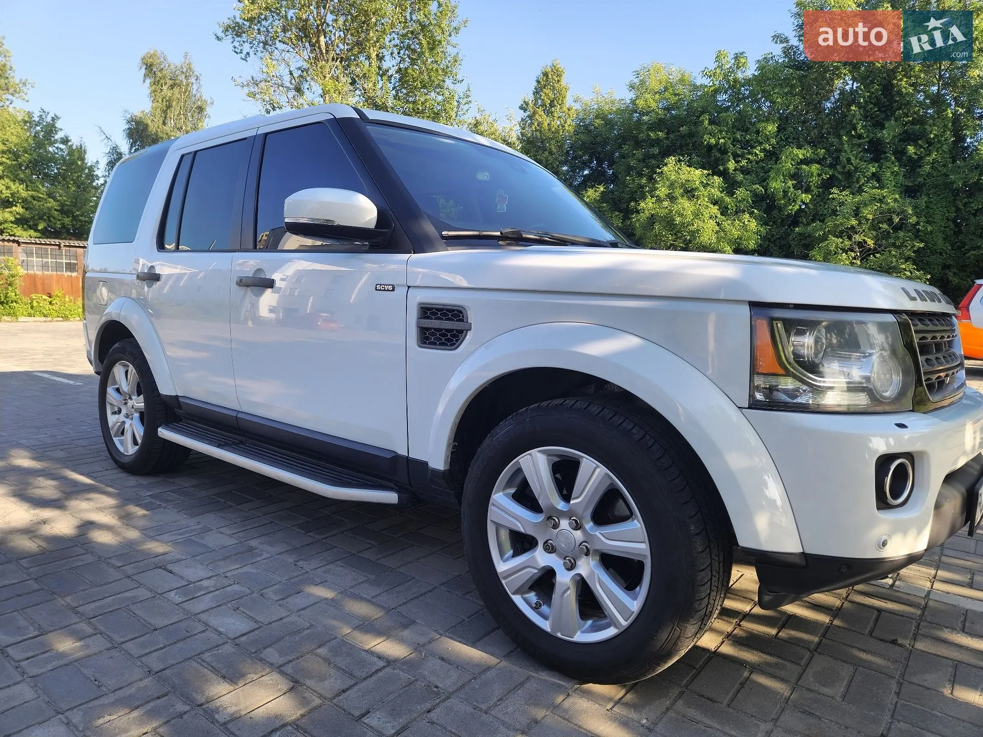2015 Land Rover Discovery - мініатюра 2