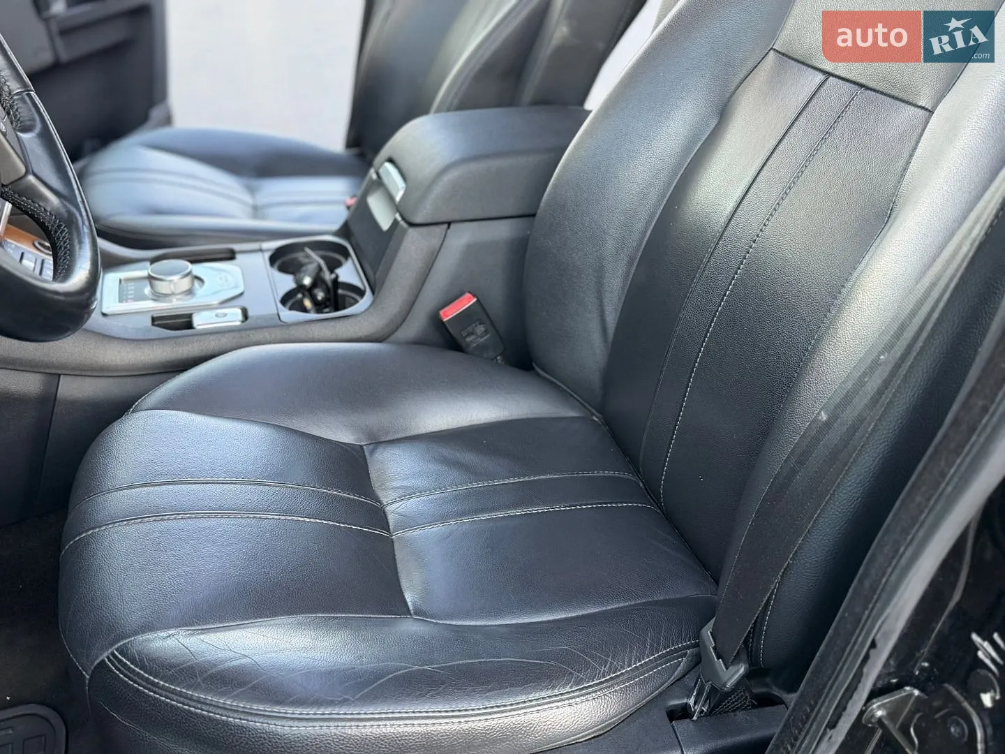 2015 Land Rover Discovery - мініатюра 31