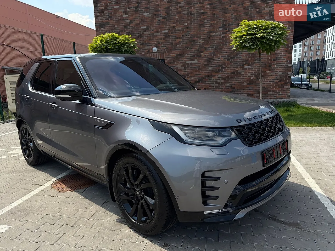 2020 Land Rover Discovery - мініатюра 27