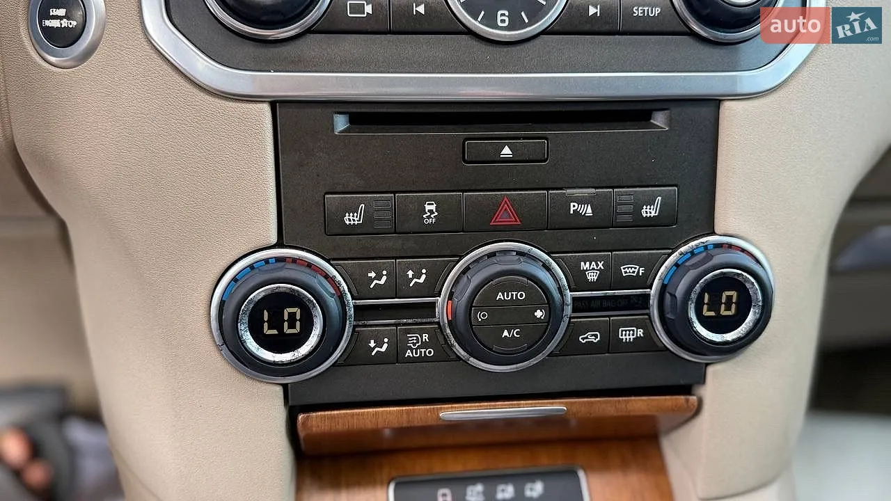 2016 Land Rover Discovery - мініатюра 73
