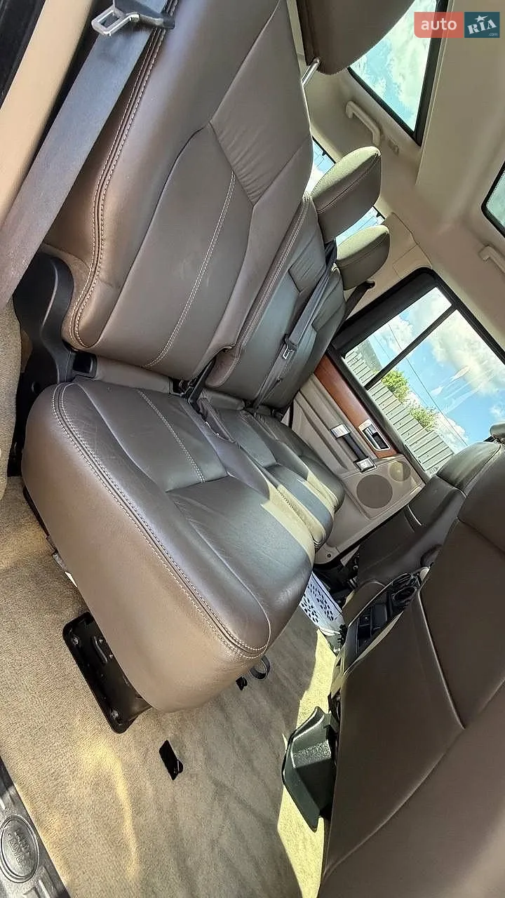 2016 Land Rover Discovery - мініатюра 117
