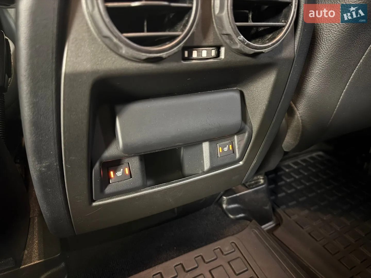 2016 Land Rover Discovery - мініатюра 39