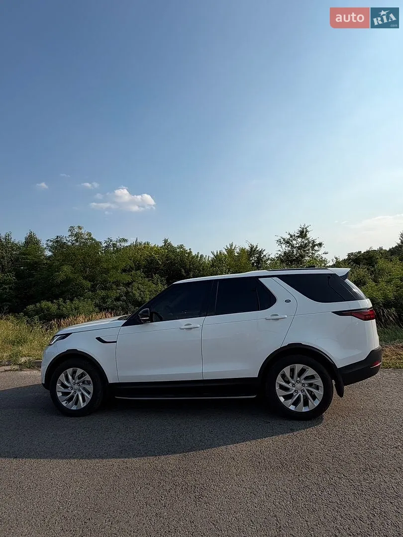 2023 Land Rover Discovery - мініатюра 2