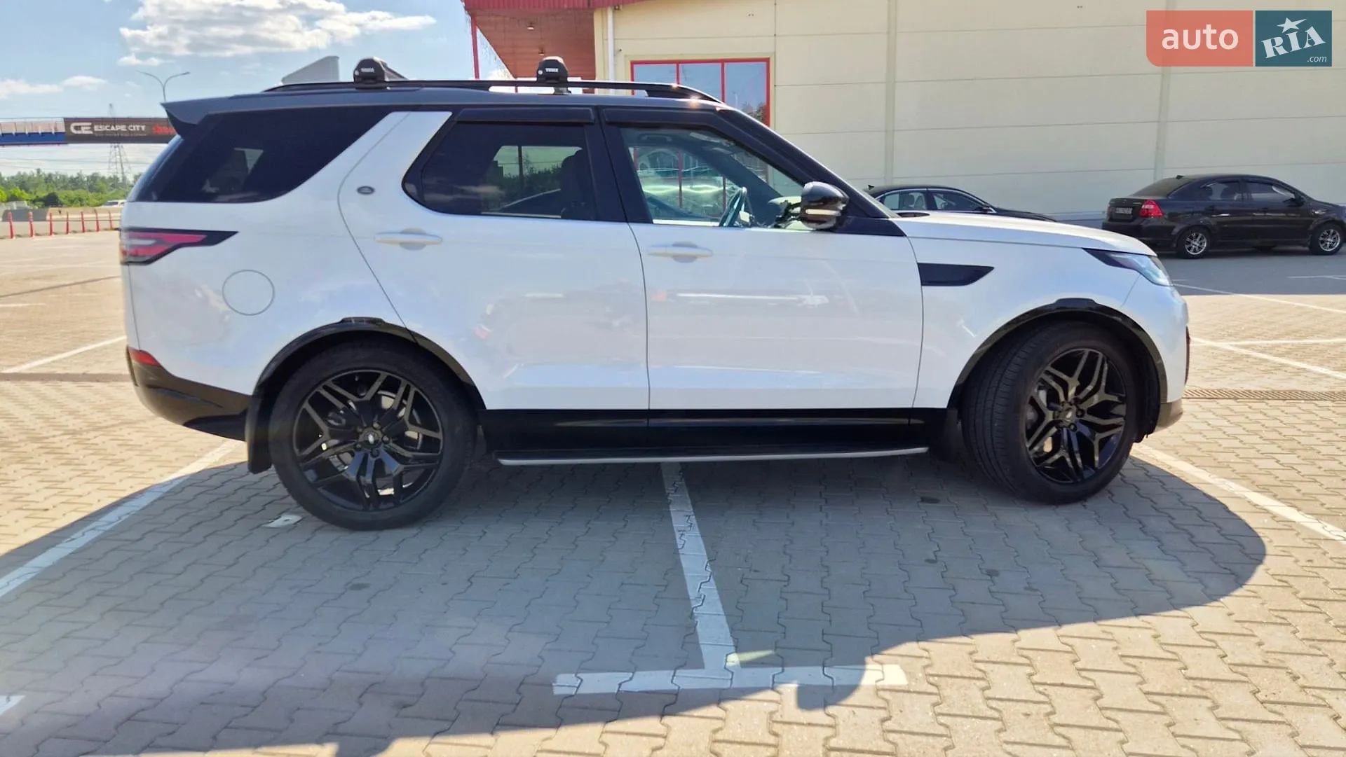 2017 Land Rover Discovery - мініатюра 3