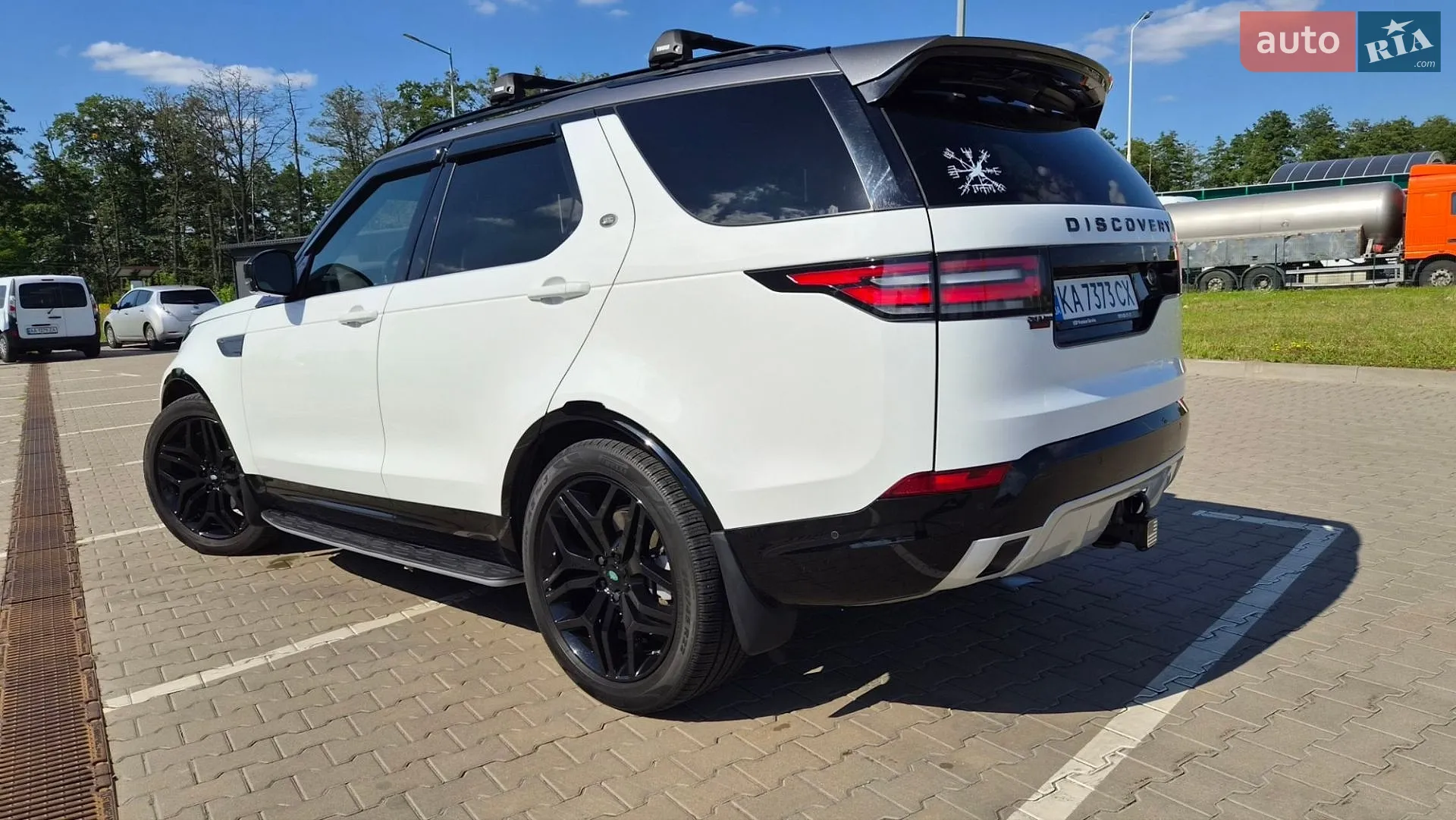 2017 Land Rover Discovery - мініатюра 6