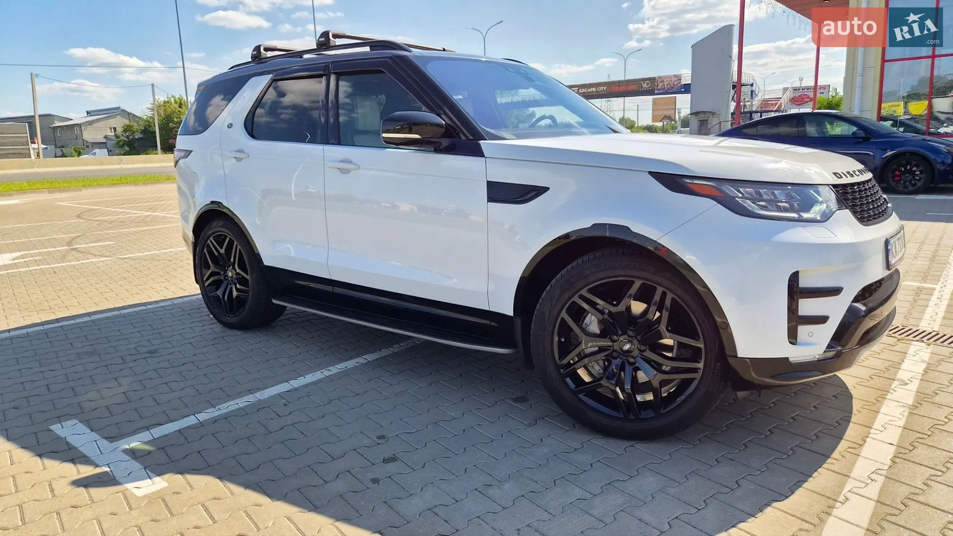 2017 Land Rover Discovery - мініатюра 4