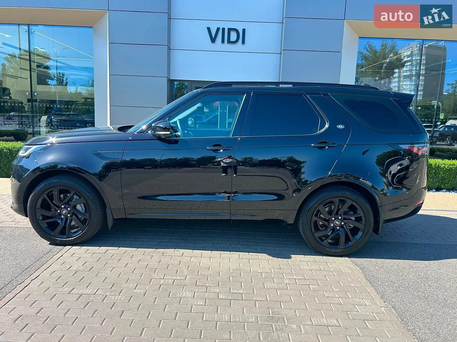 2023 Land Rover Discovery - мініатюра 45