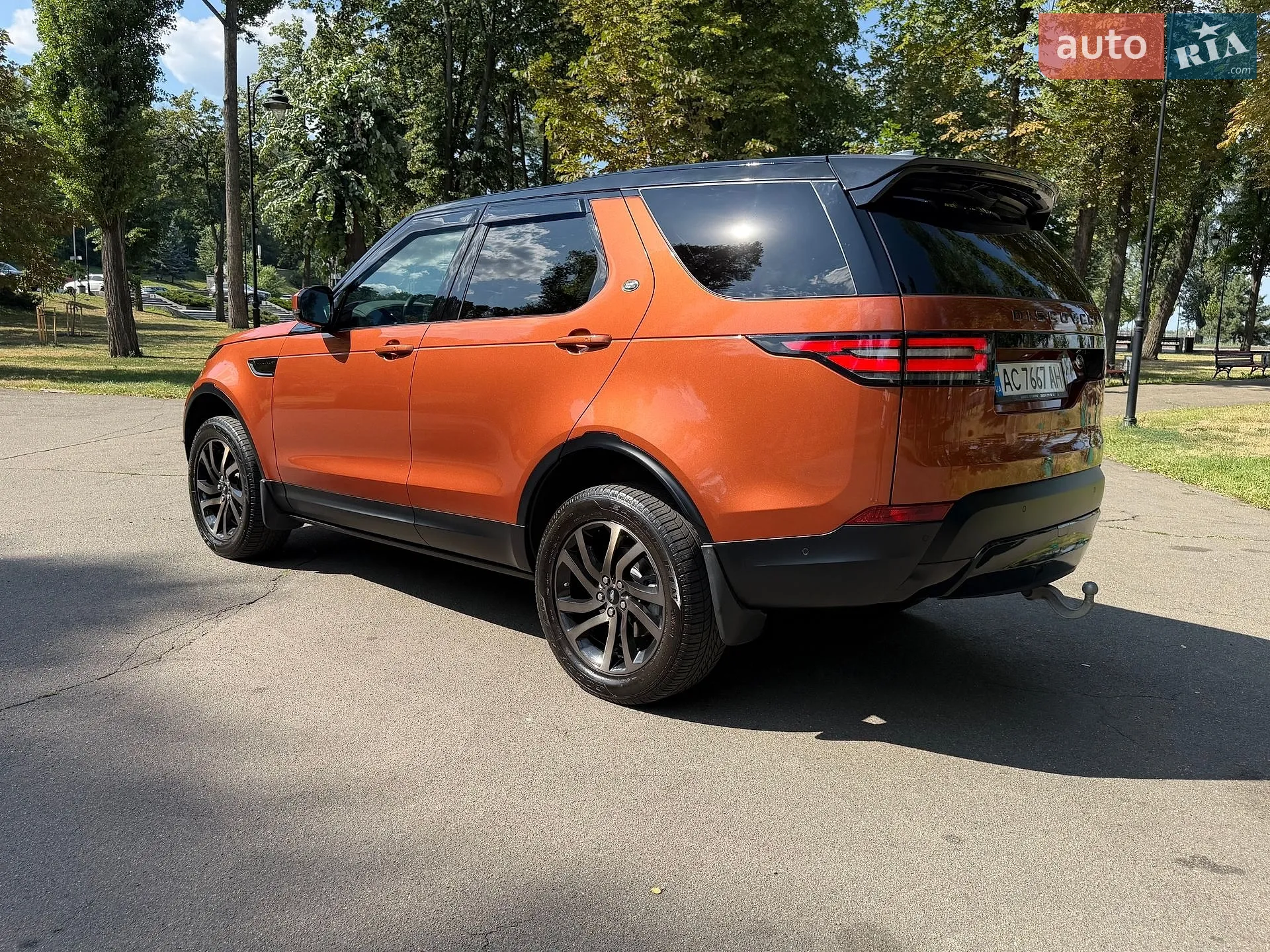2019 Land Rover Discovery - мініатюра 26