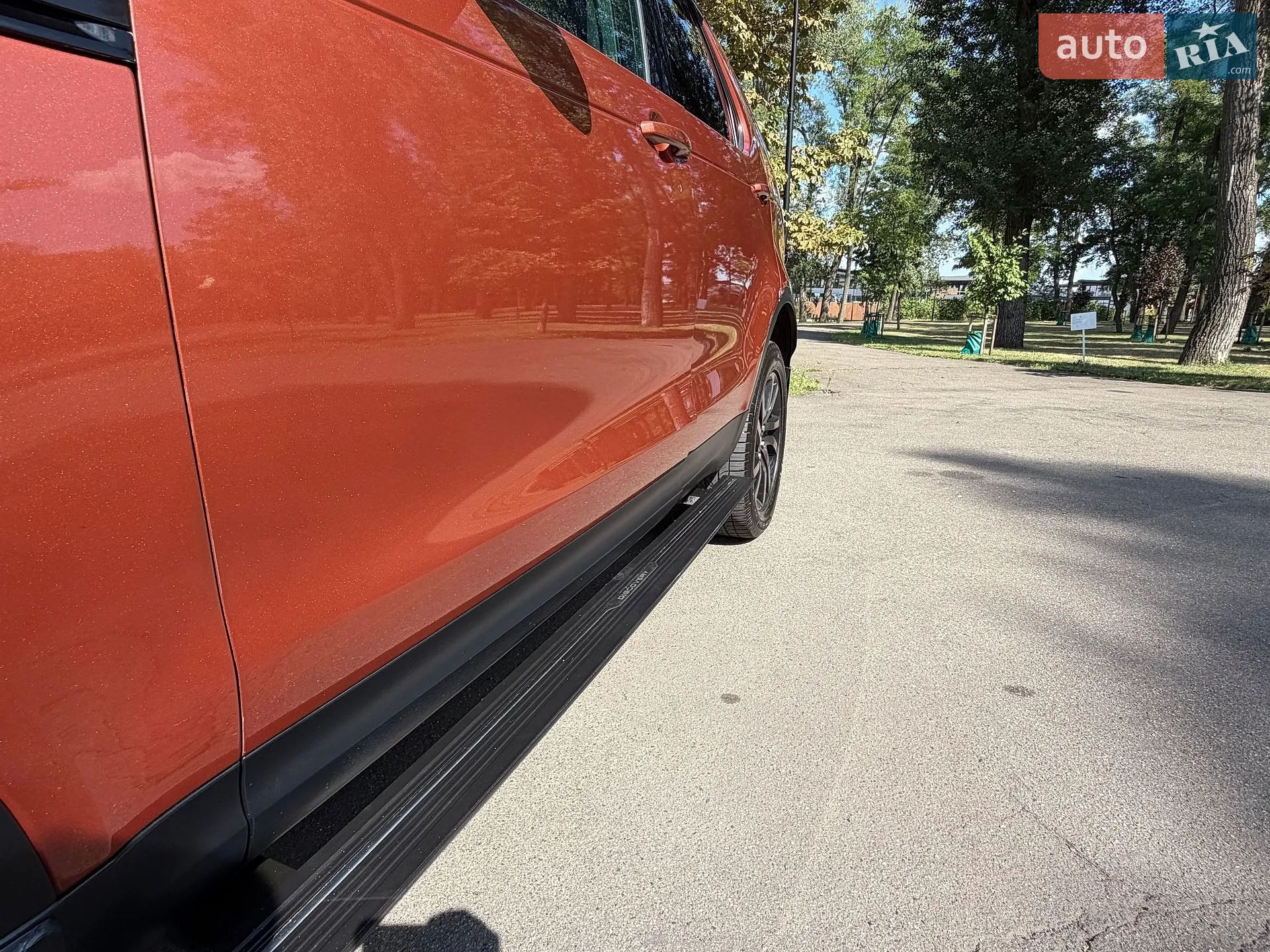 2019 Land Rover Discovery - мініатюра 28