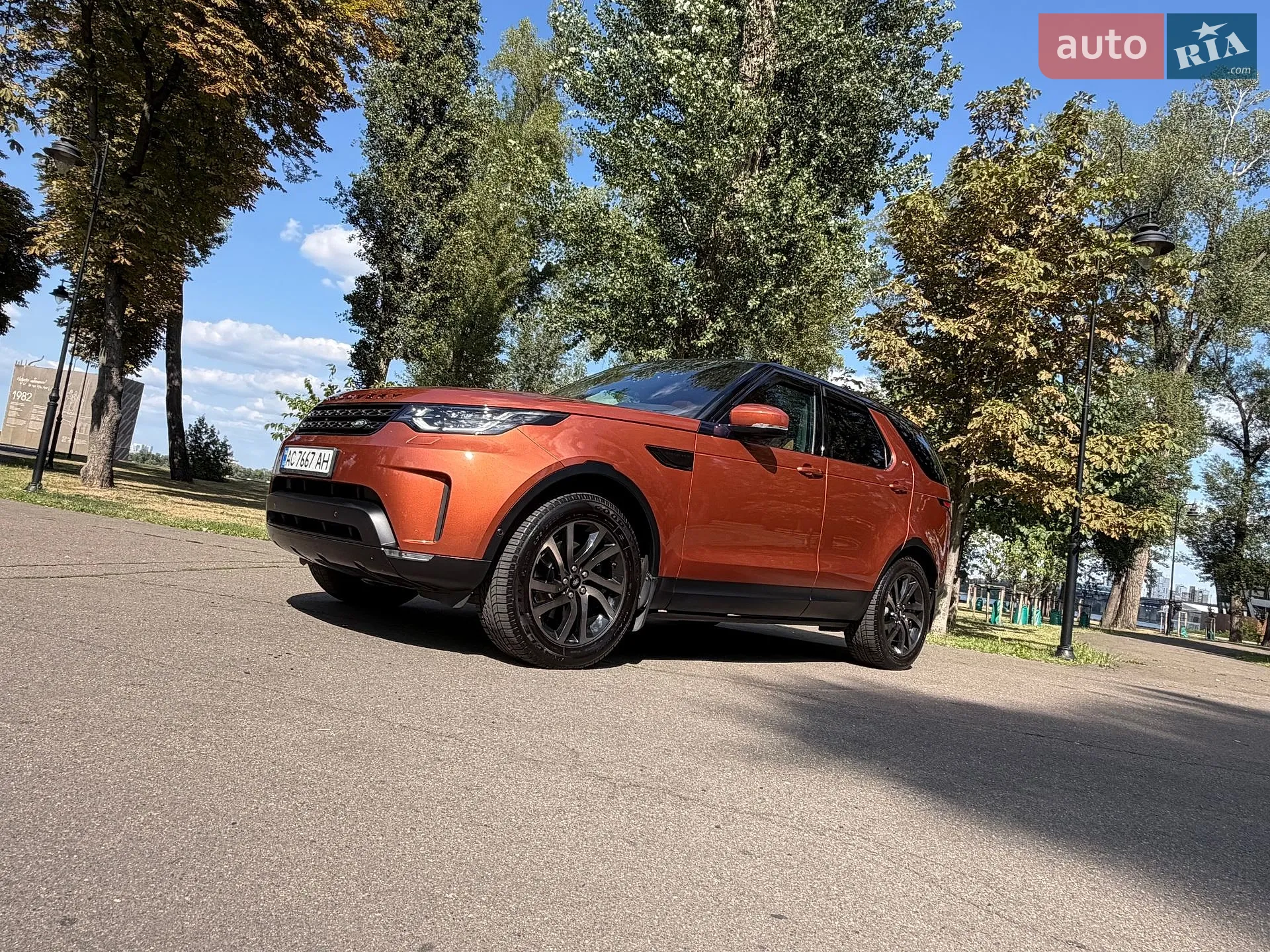 2019 Land Rover Discovery - мініатюра 31