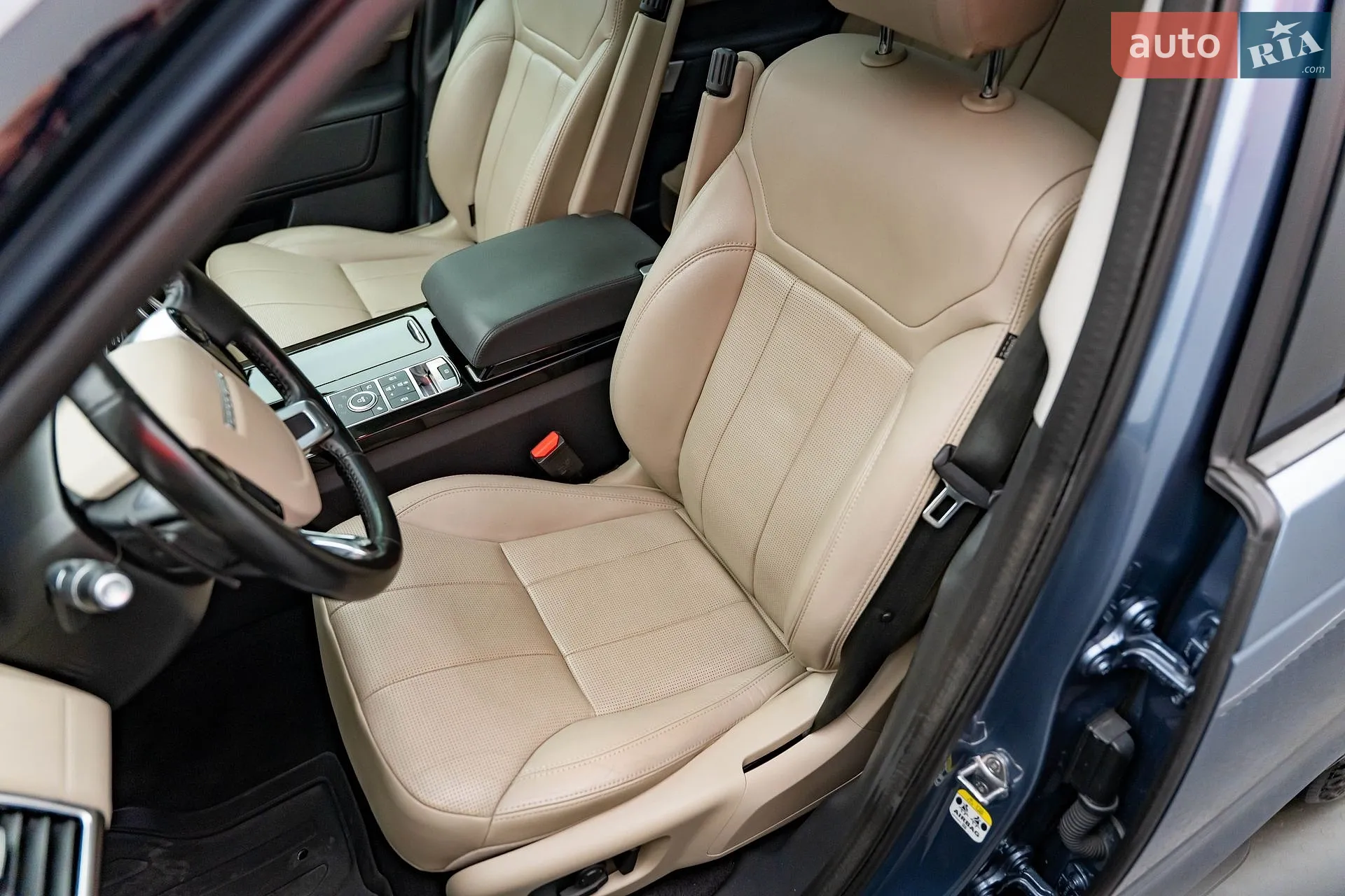 2019 Land Rover Discovery - мініатюра 12