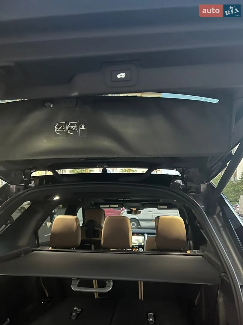 2024 Land Rover Discovery - мініатюра 18